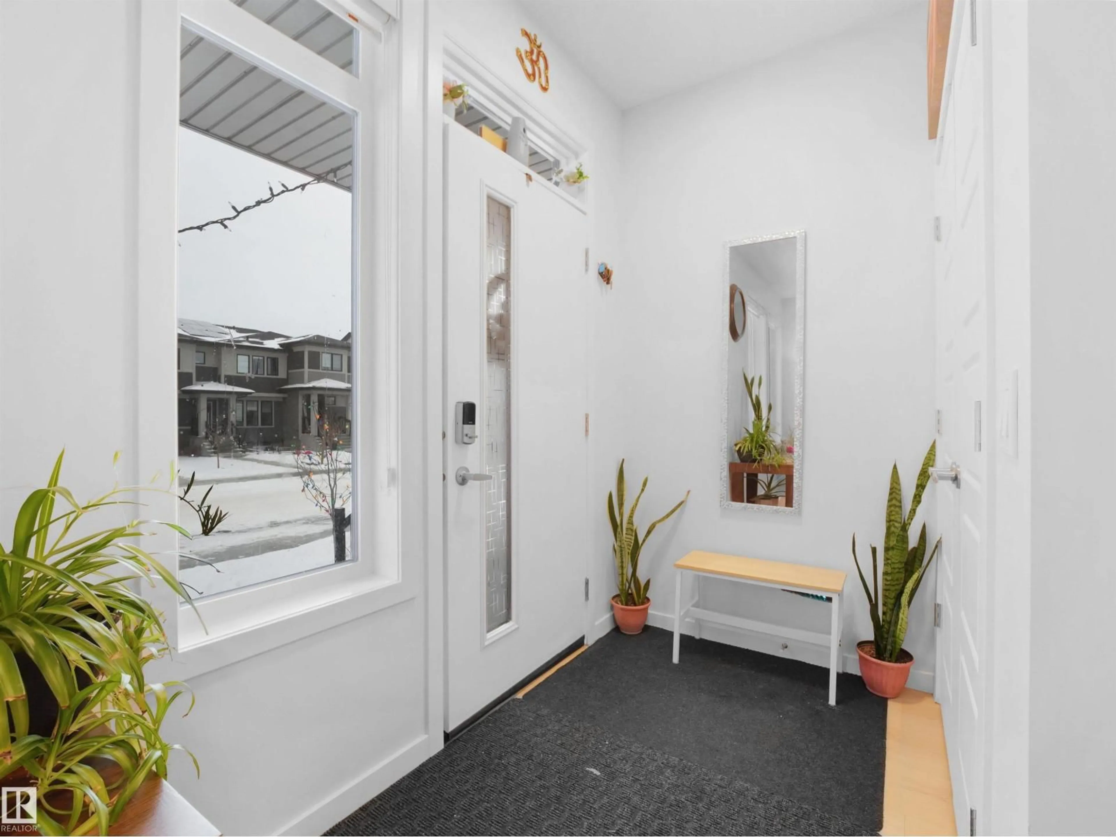 Indoor entryway for 123 STILES LINK, Leduc Alberta T9N1N0