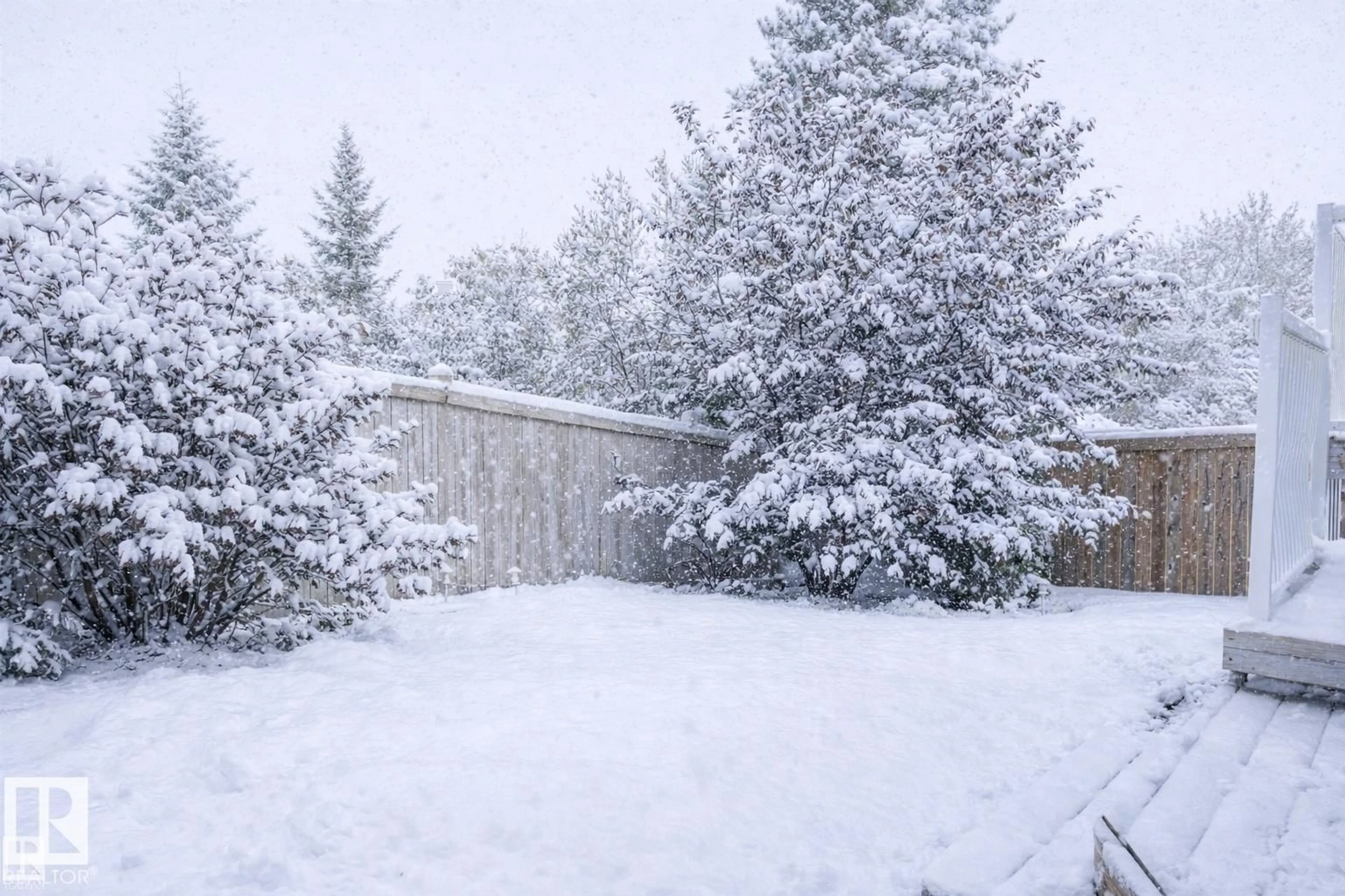 Shed for 536 LEGER WY, Edmonton Alberta T6R3T5