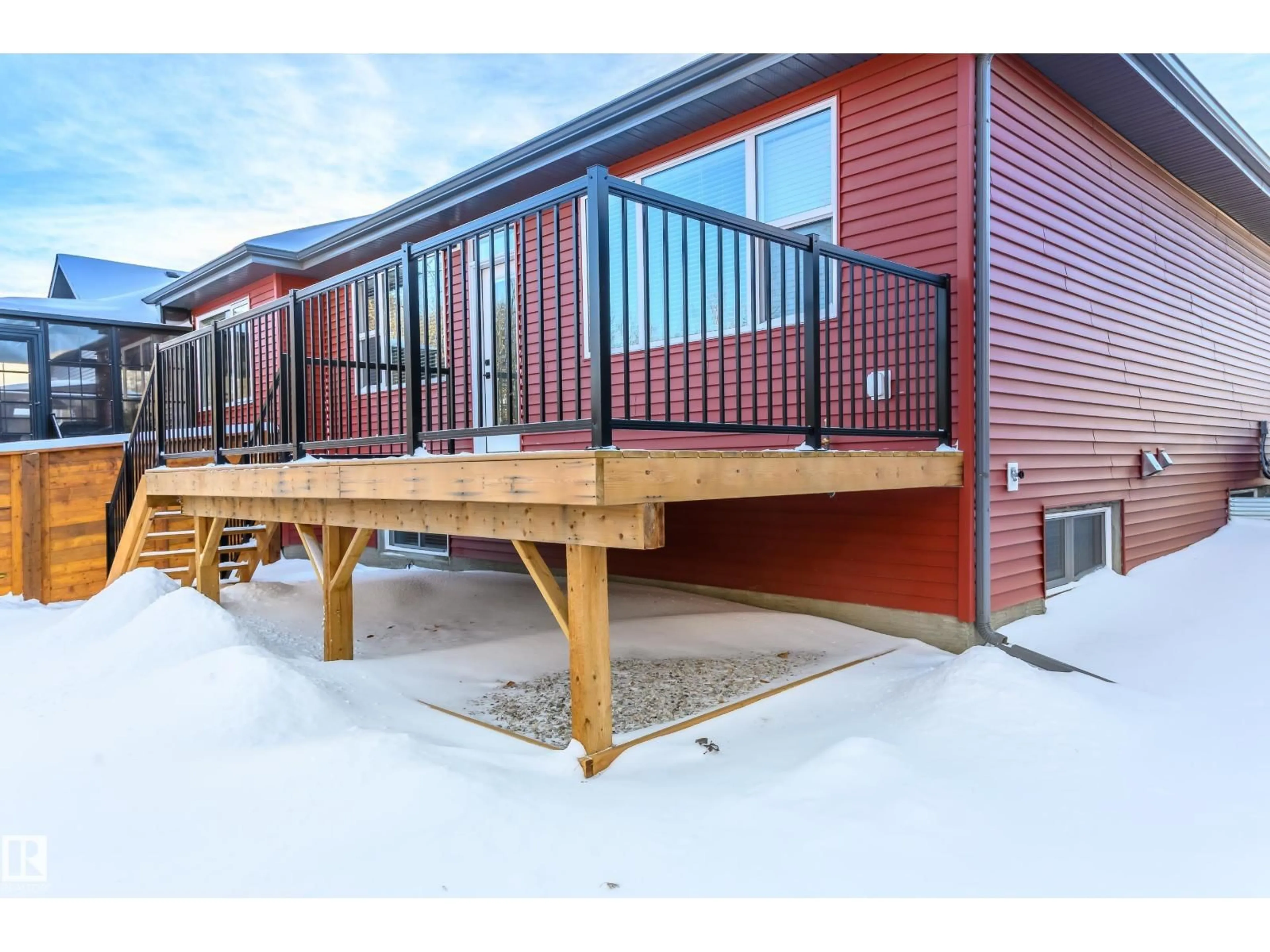 Patio, unknown for 179 REDWING WD, St. Albert Alberta T8N7Z2