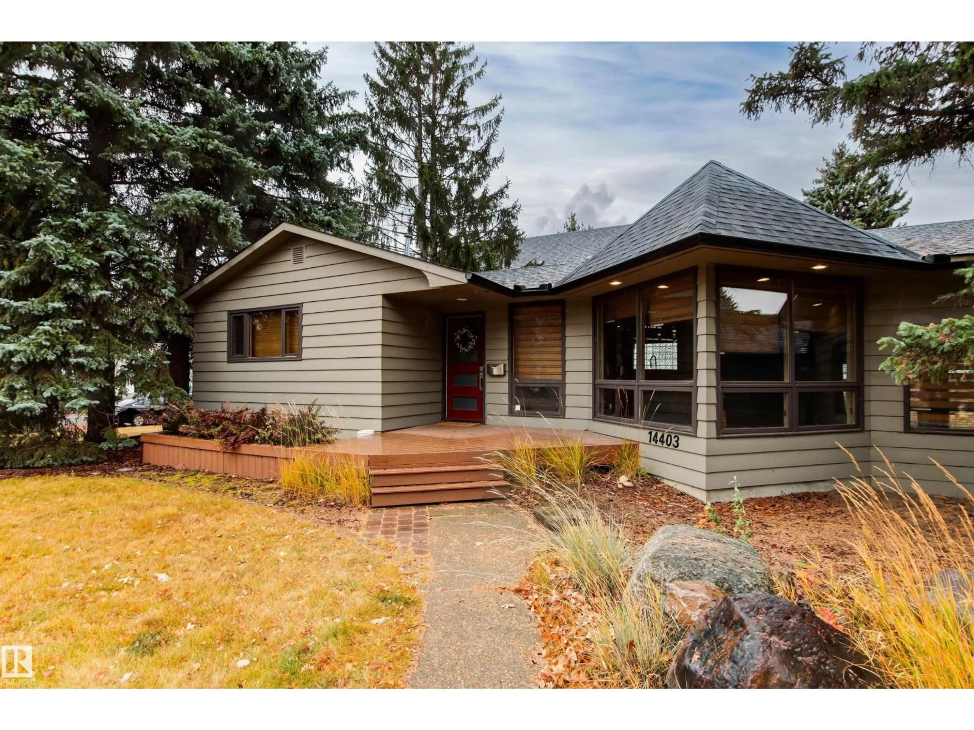 Home with vinyl exterior material, street for 14403 83 AV, Edmonton Alberta T5R3T7