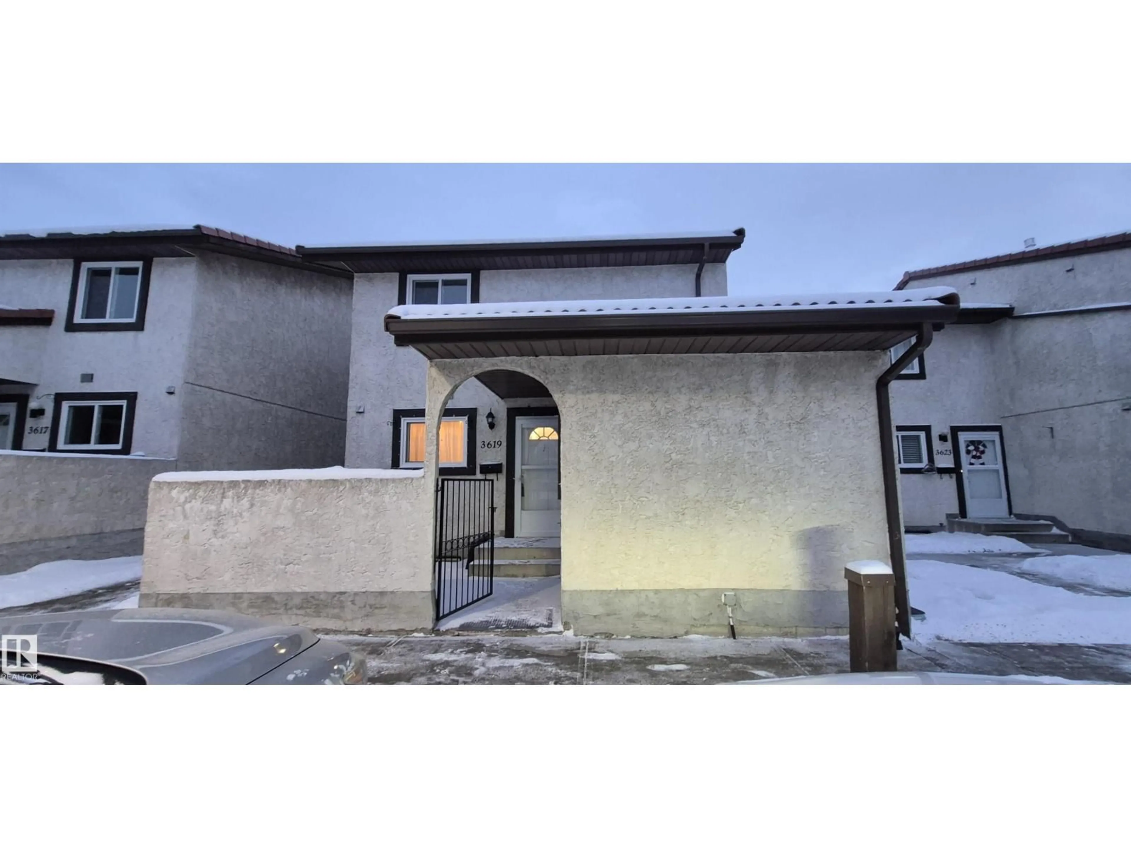 Unknown for 3619 30 AV, Edmonton Alberta T6L5H5