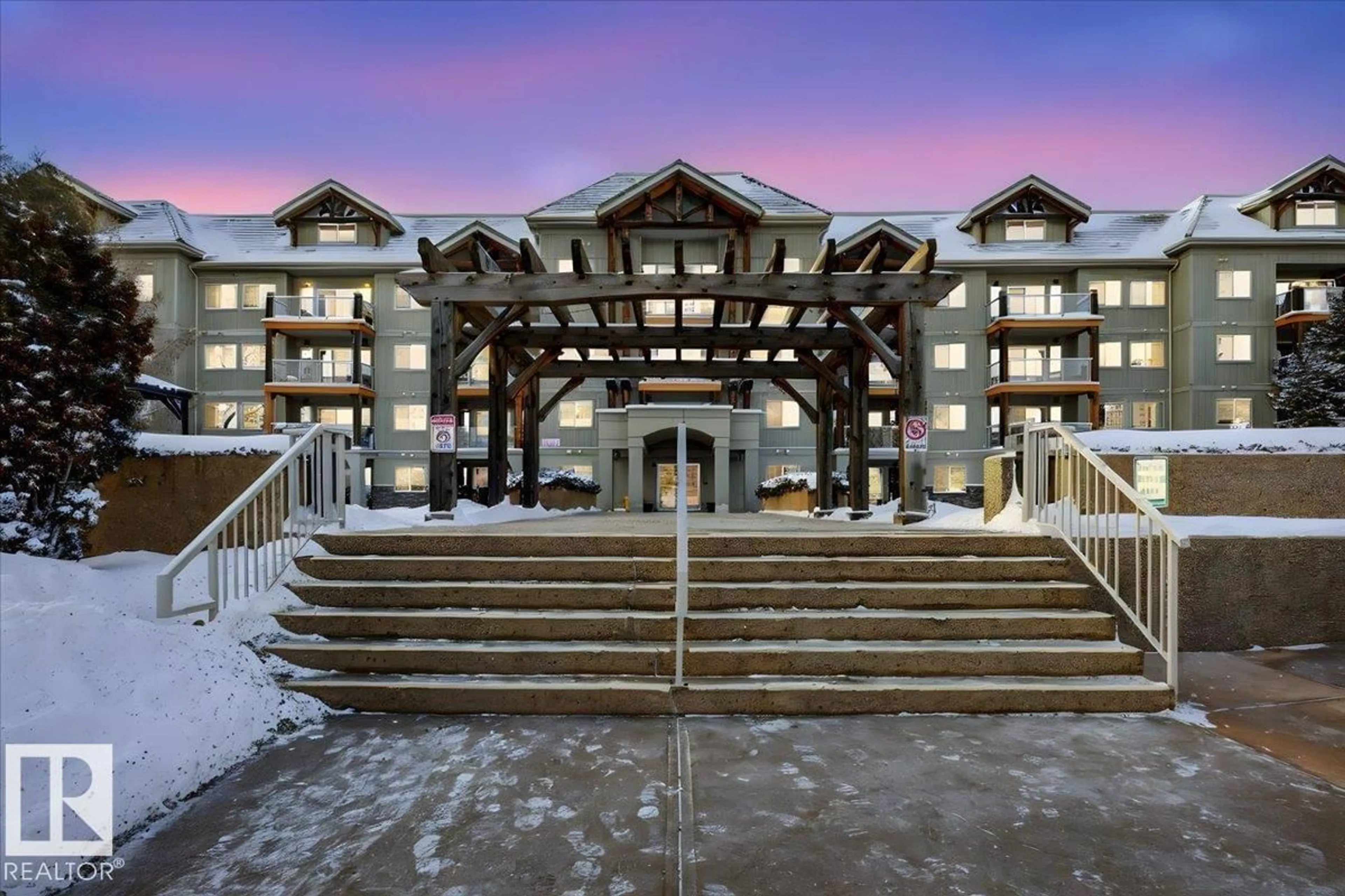 Indoor foyer for #309 - 278 SUDER GREENS DR, Edmonton Alberta T5T6V6