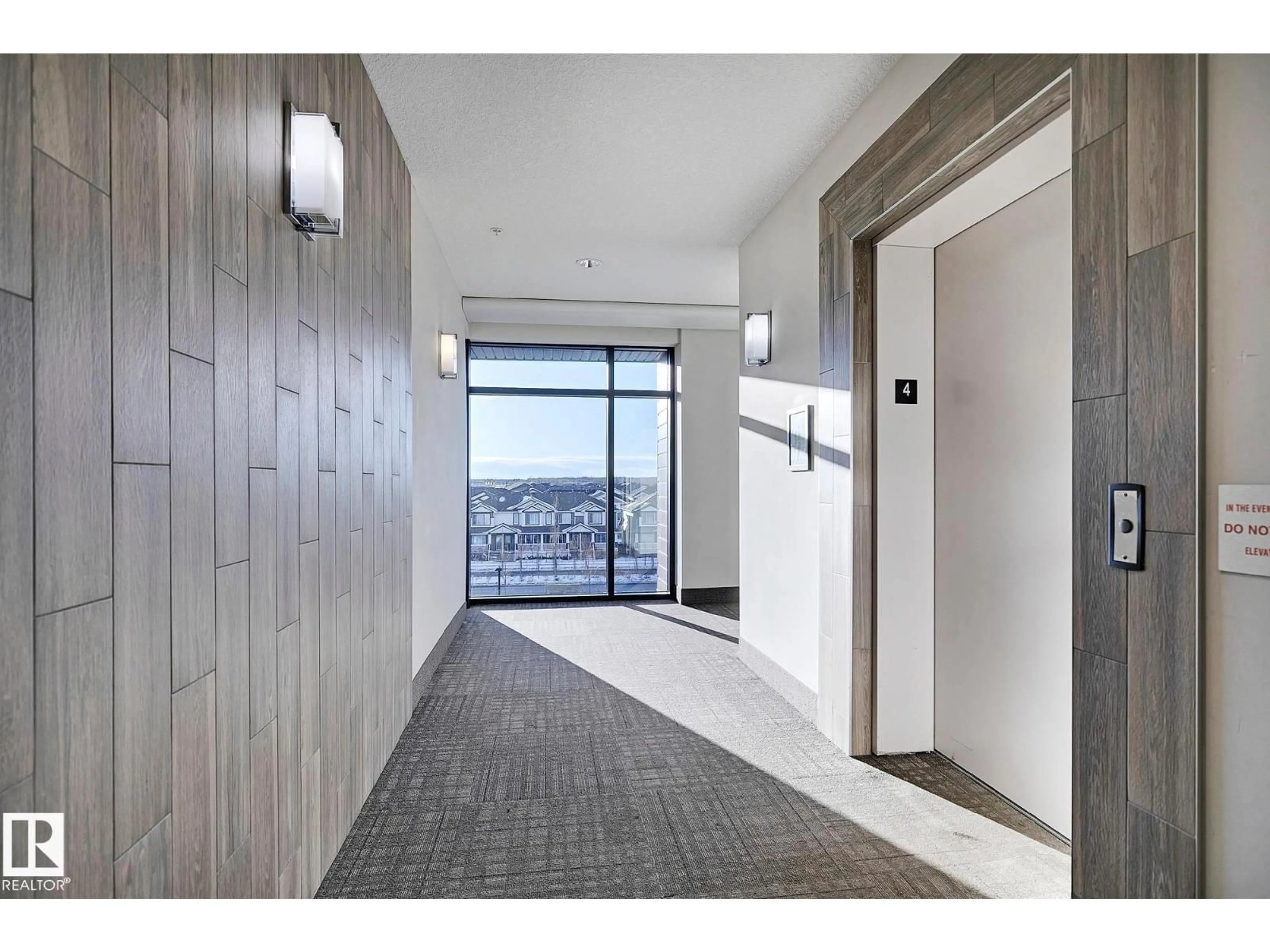 Indoor foyer for 403 - 1004 ROSENTHAL BV, Edmonton Alberta T5T5X9