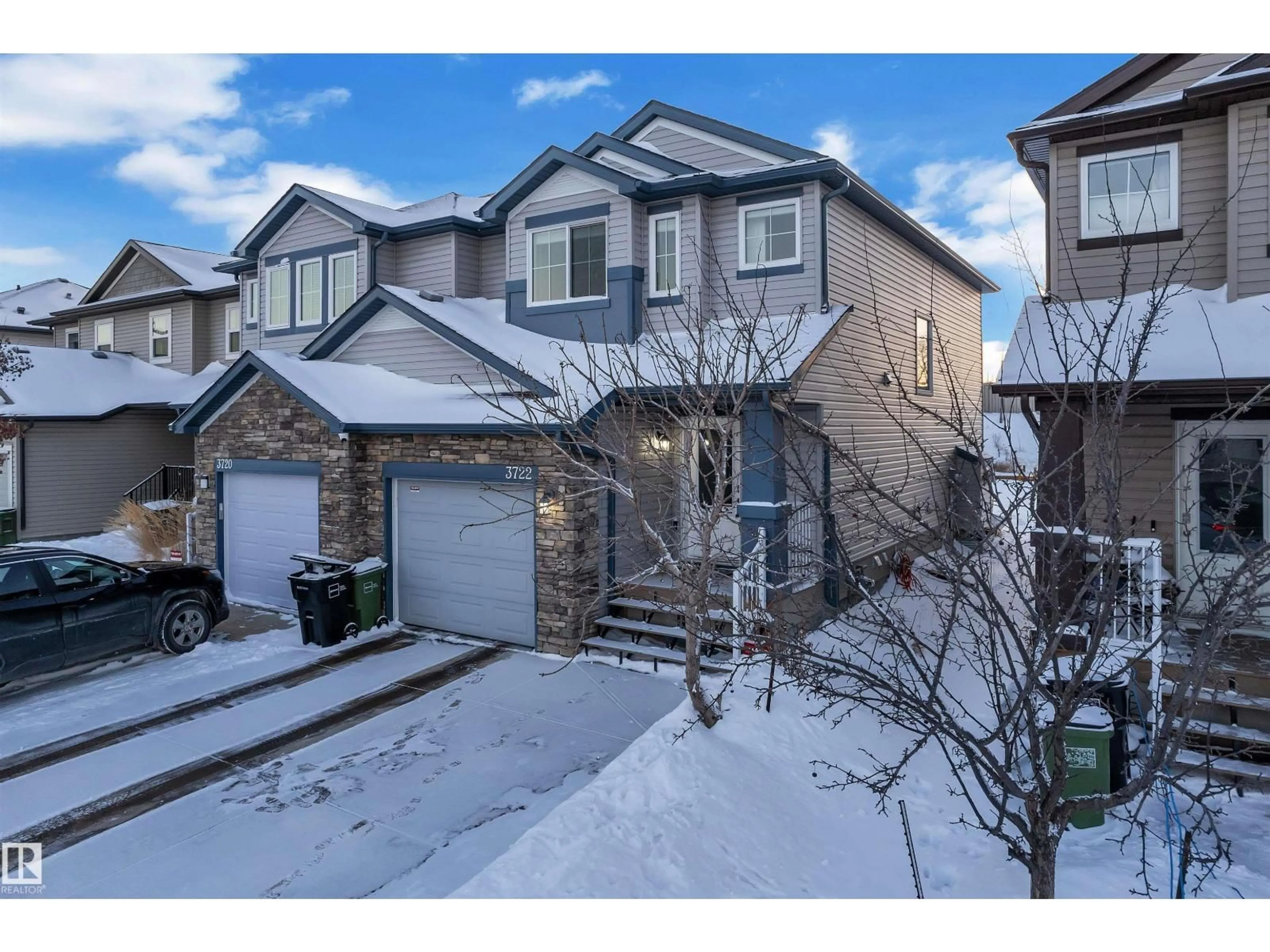 A pic from outside/outdoor area/front of a property/back of a property/a pic from drone, street for 3722 9 ST, Edmonton Alberta T6T0S3