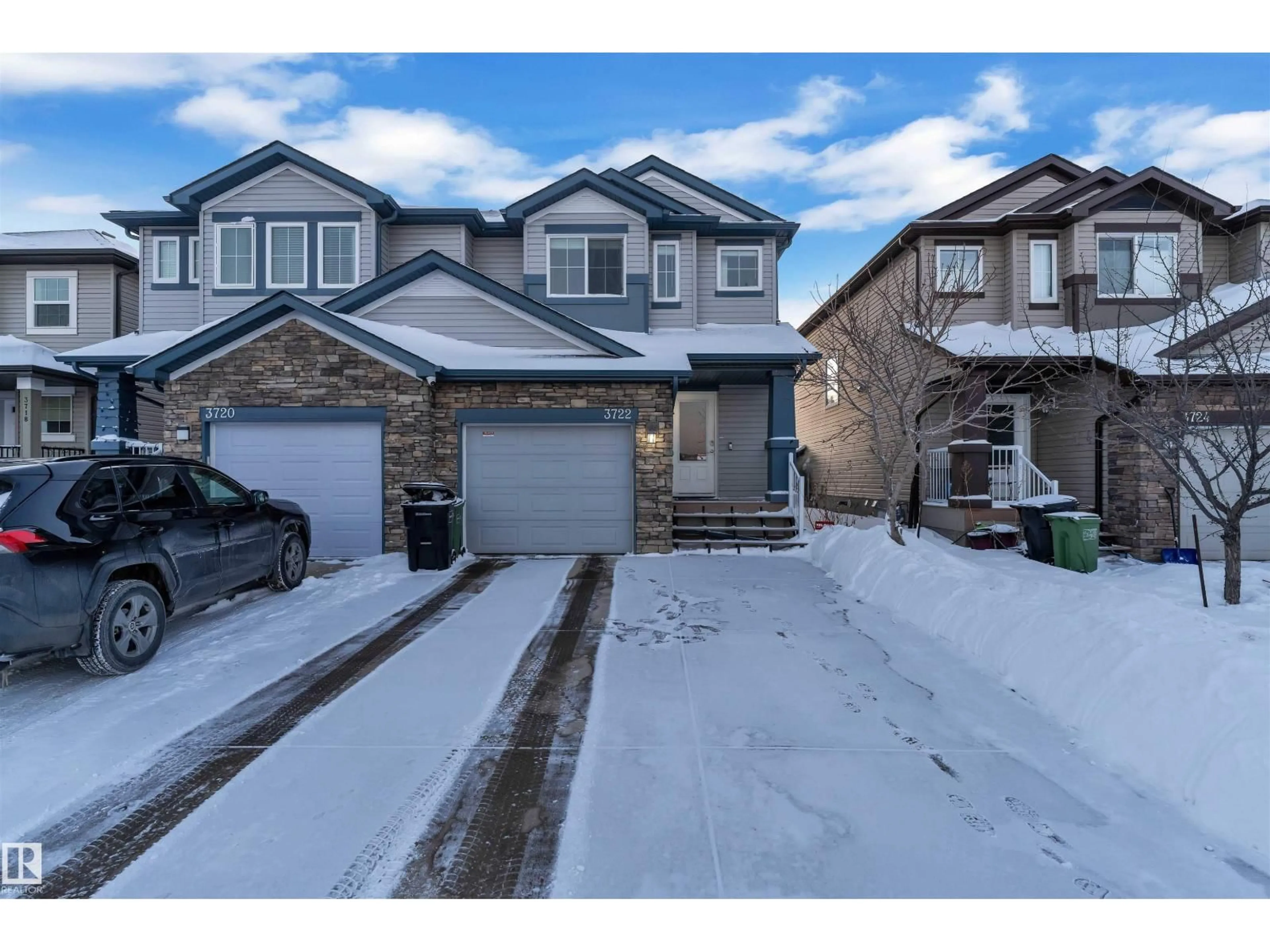 A pic from outside/outdoor area/front of a property/back of a property/a pic from drone, street for 3722 9 ST, Edmonton Alberta T6T0S3