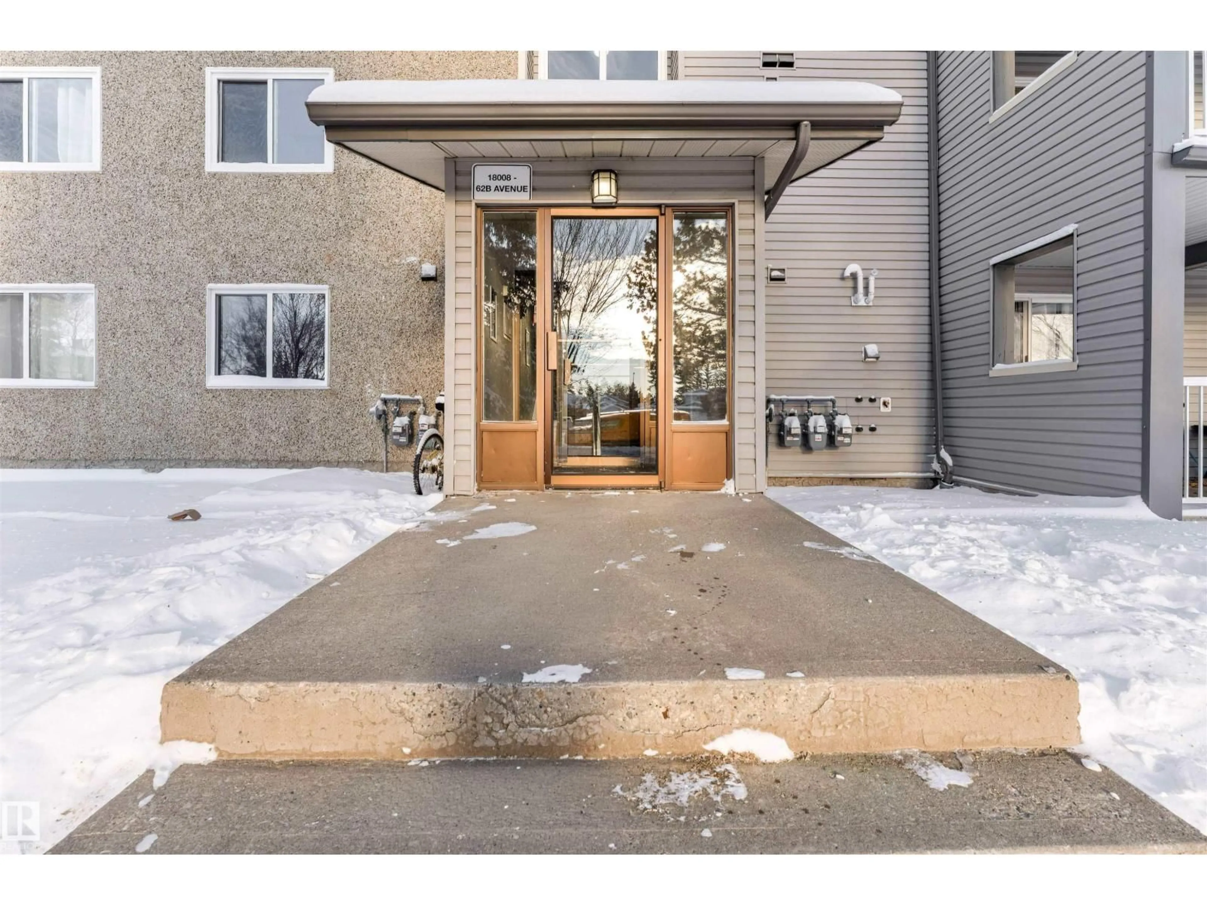 Indoor entryway for #104 - 18008 62B AV, Edmonton Alberta T5T3C1