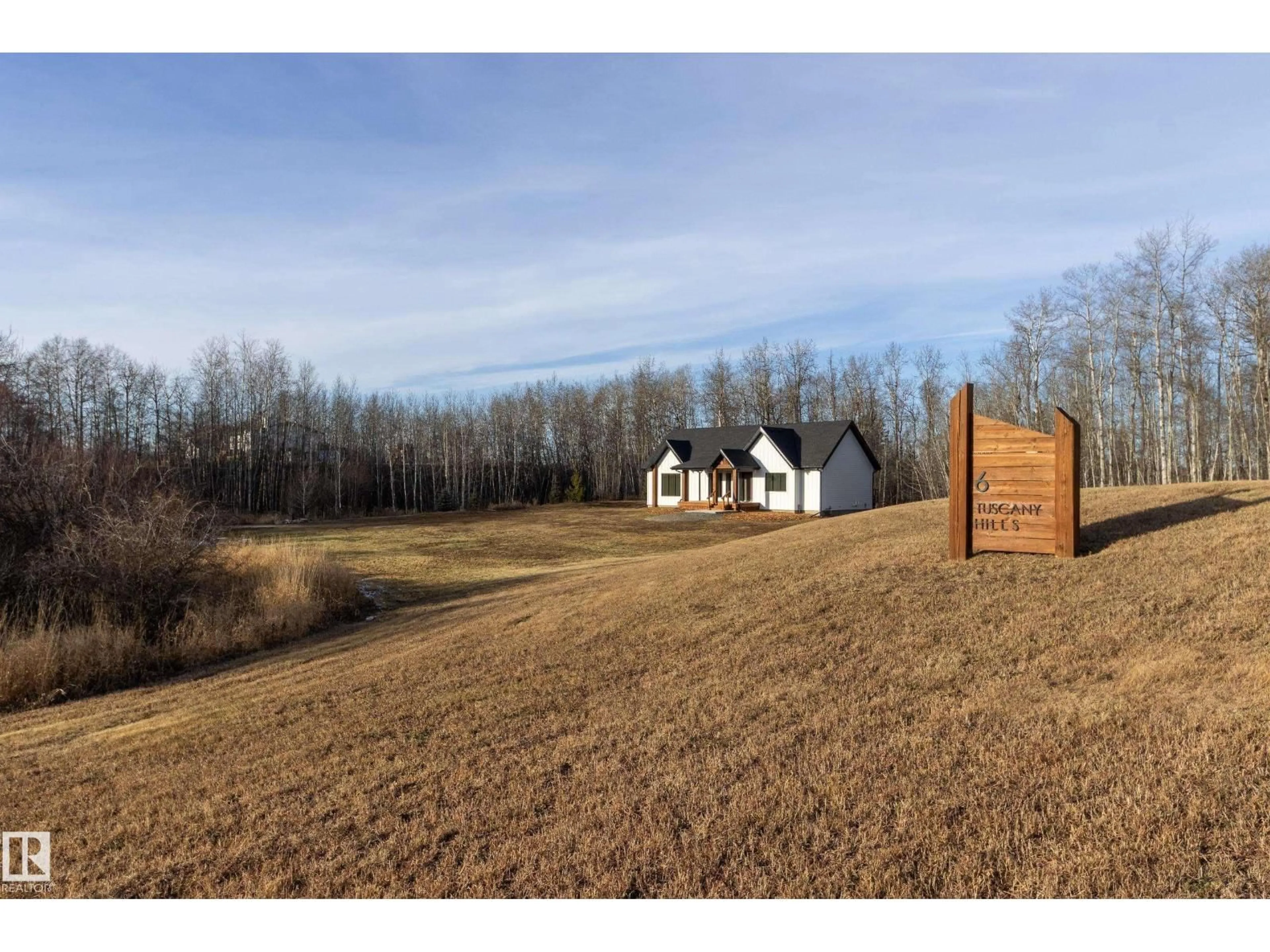A pic from outside/outdoor area/front of a property/back of a property/a pic from drone, unknown for 6 - 54514 RGE ROAD 12, Rural Lac Ste. Anne County Alberta T0E1V2