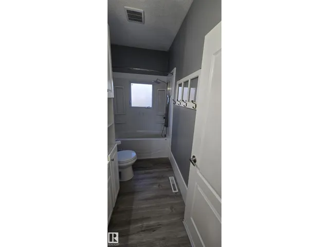 5023 53 ST, Andrew 3