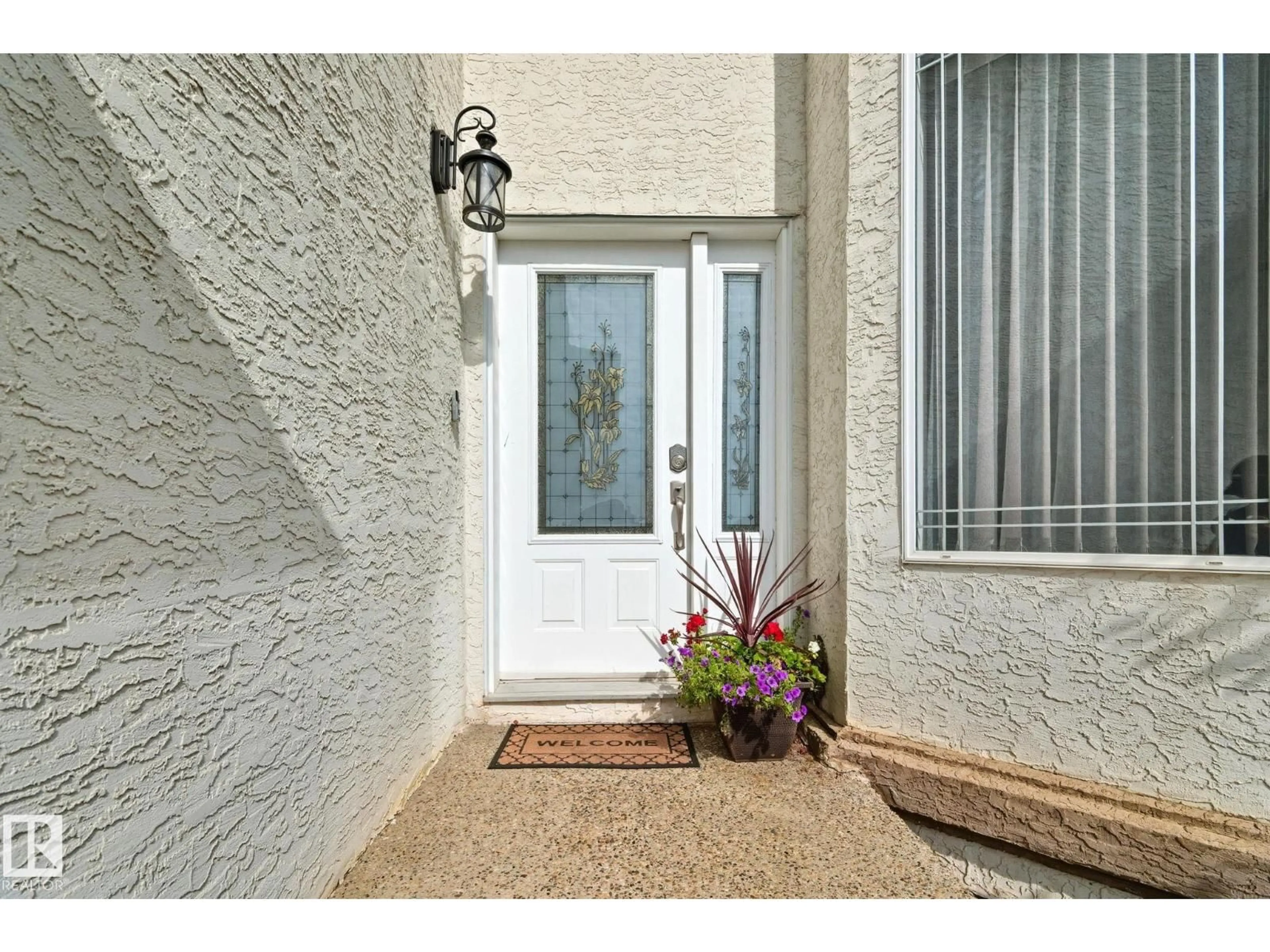 Indoor entryway for 6026 164A AV, Edmonton Alberta T5Y0A7