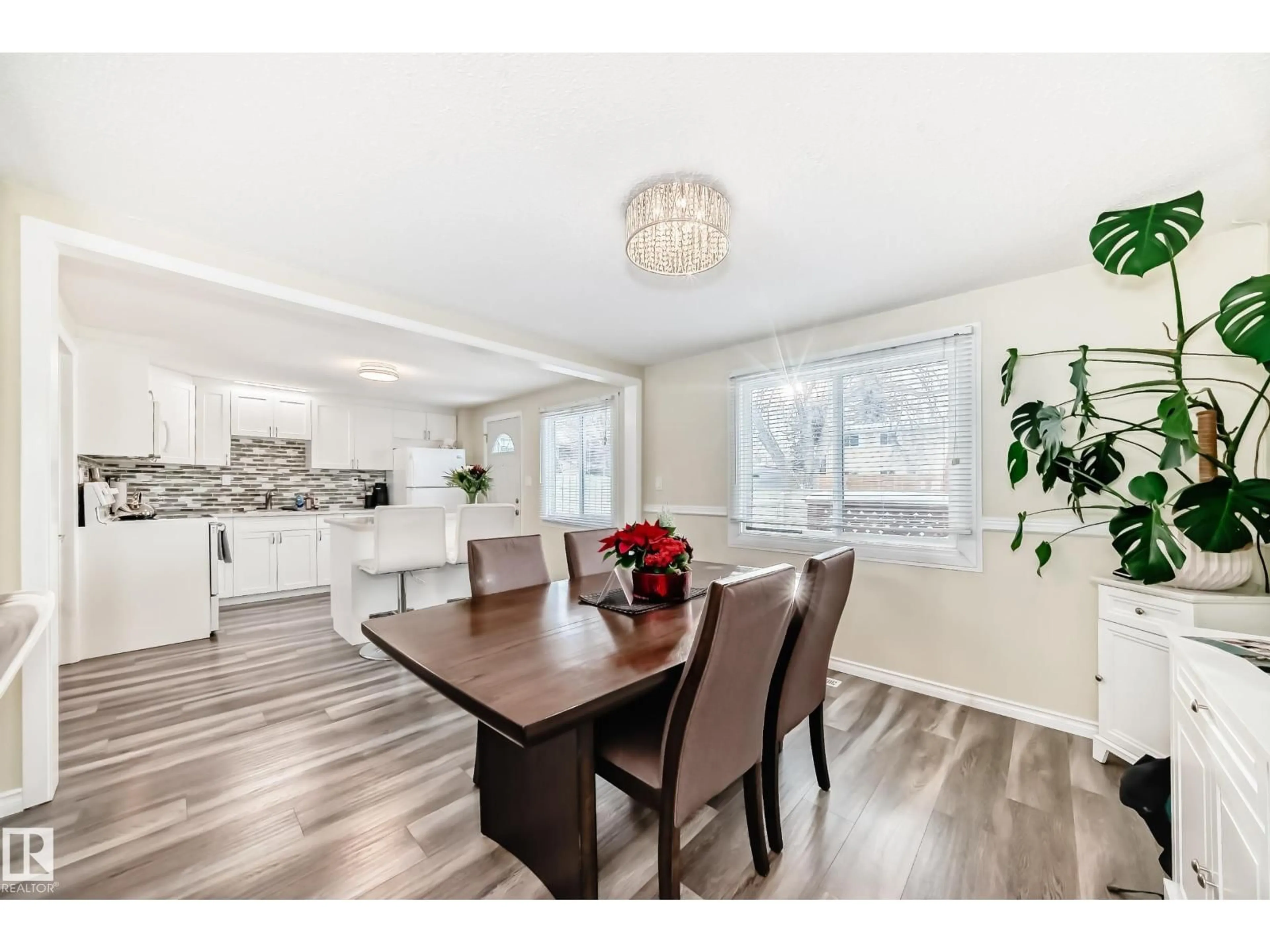 Open concept kitchen, wood/laminate floor for 66 RIDGEWOOD, St. Albert Alberta T8N0E9