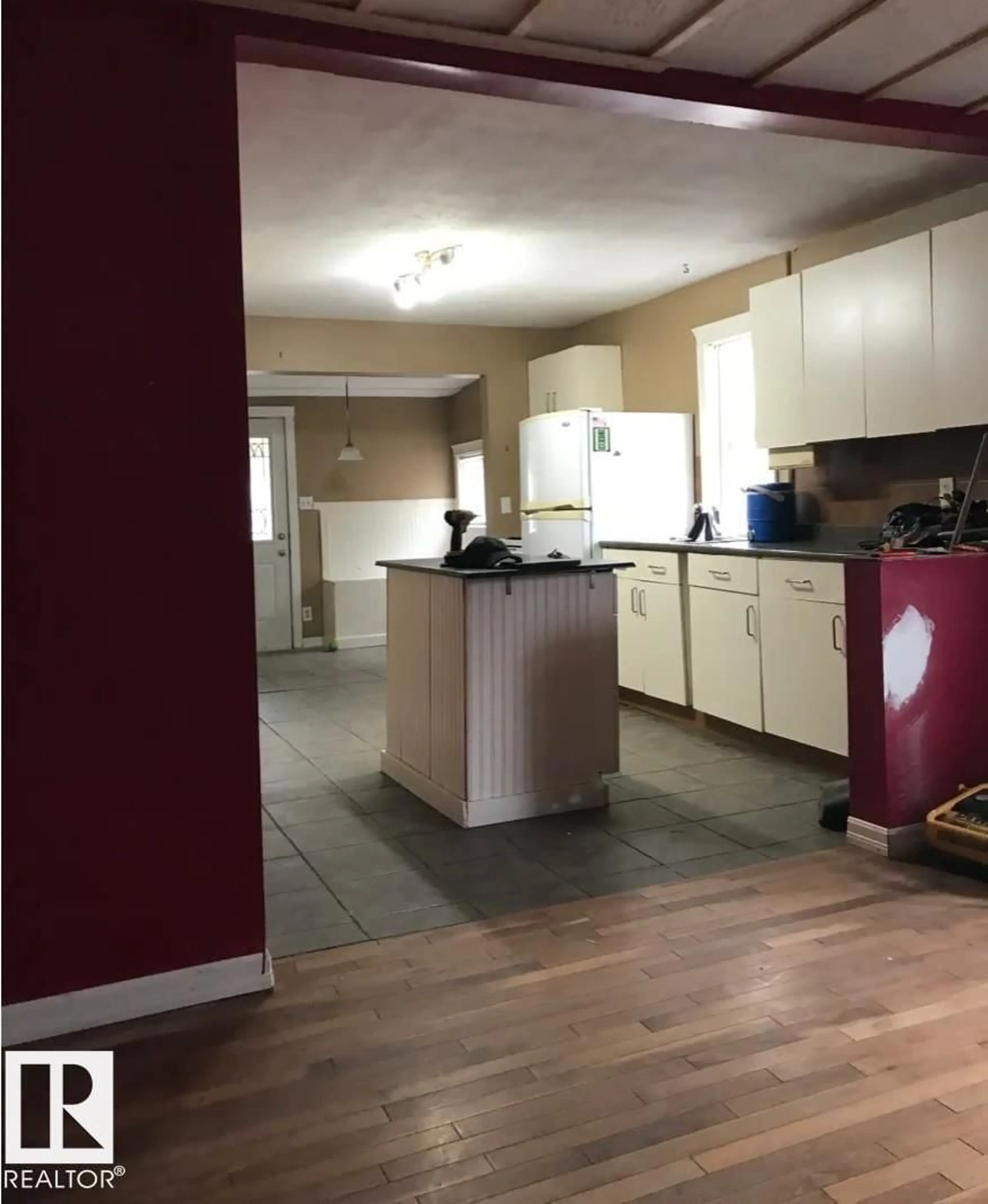 Unknown for 5231 46 ST, Camrose Alberta T4V1H4