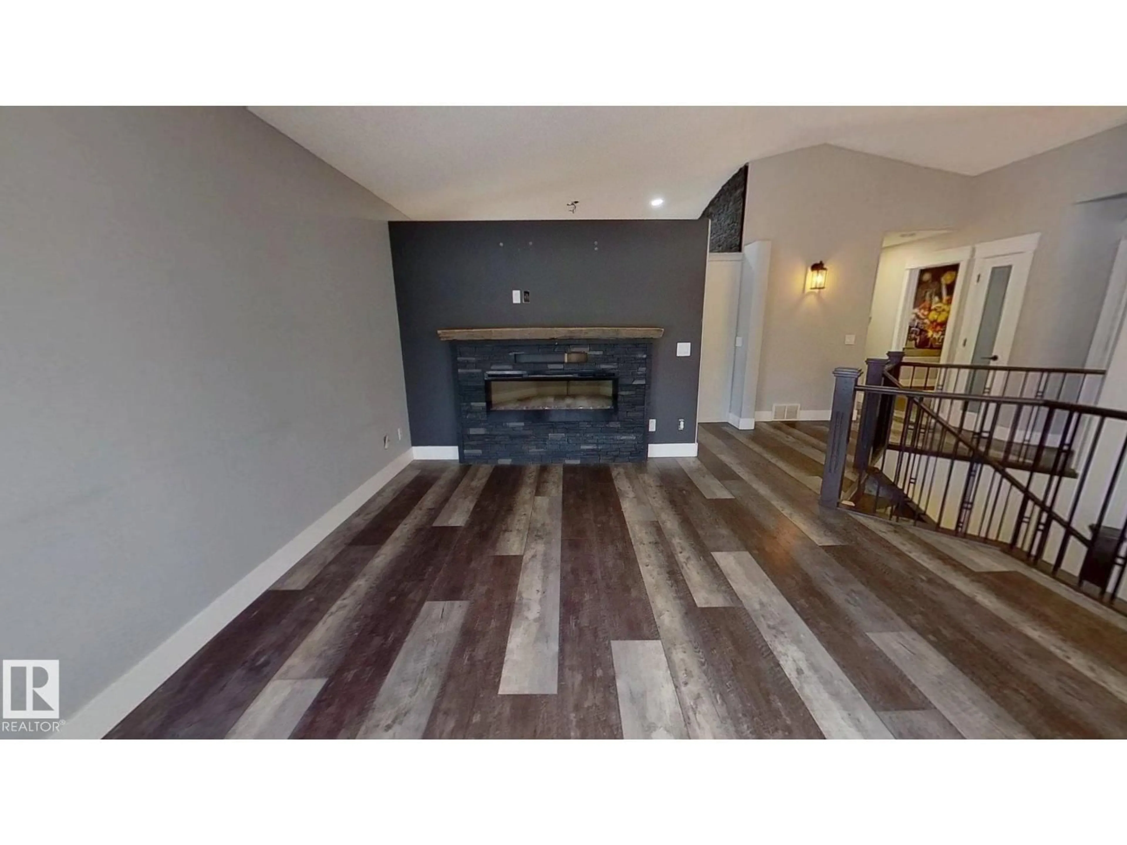 A pic of a room for 501 FORREST DR, Sherwood Park Alberta T8A6L3