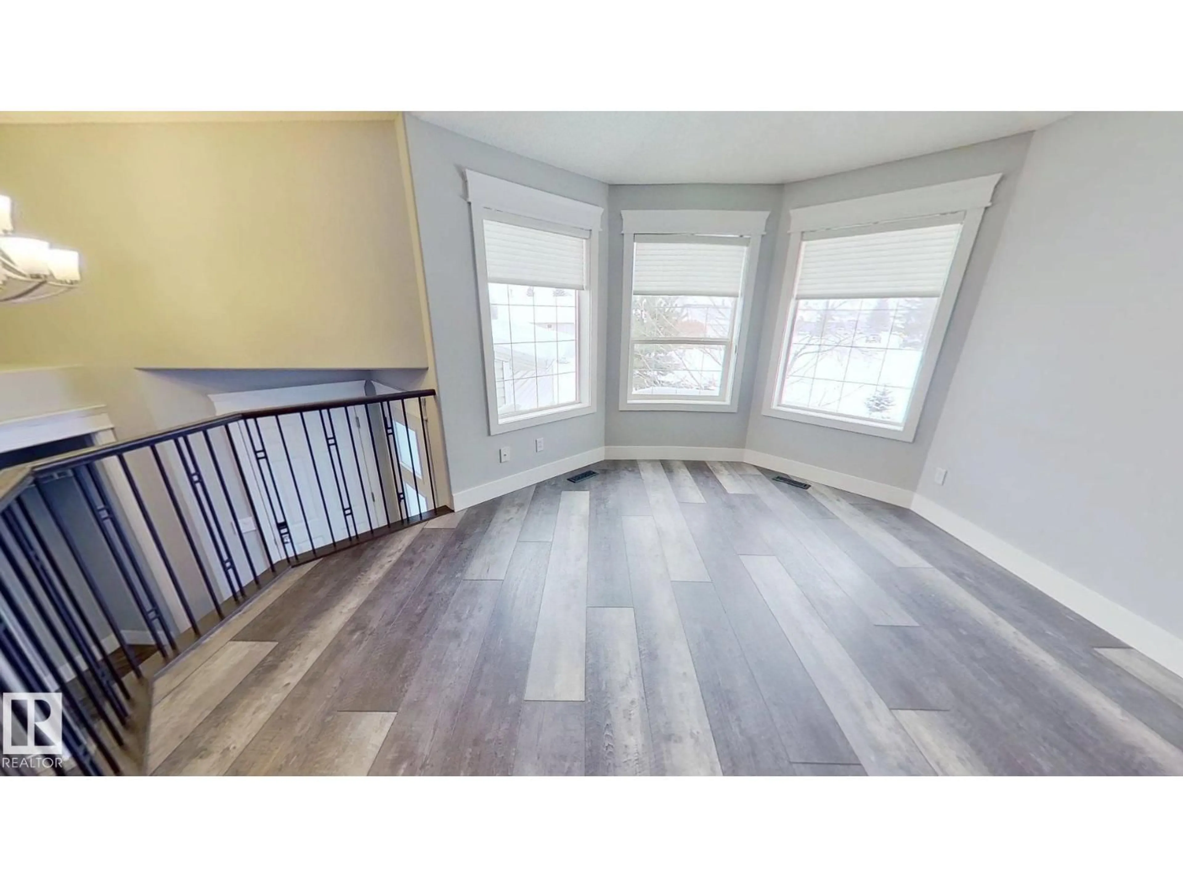 A pic of a room for 501 FORREST DR, Sherwood Park Alberta T8A6L3