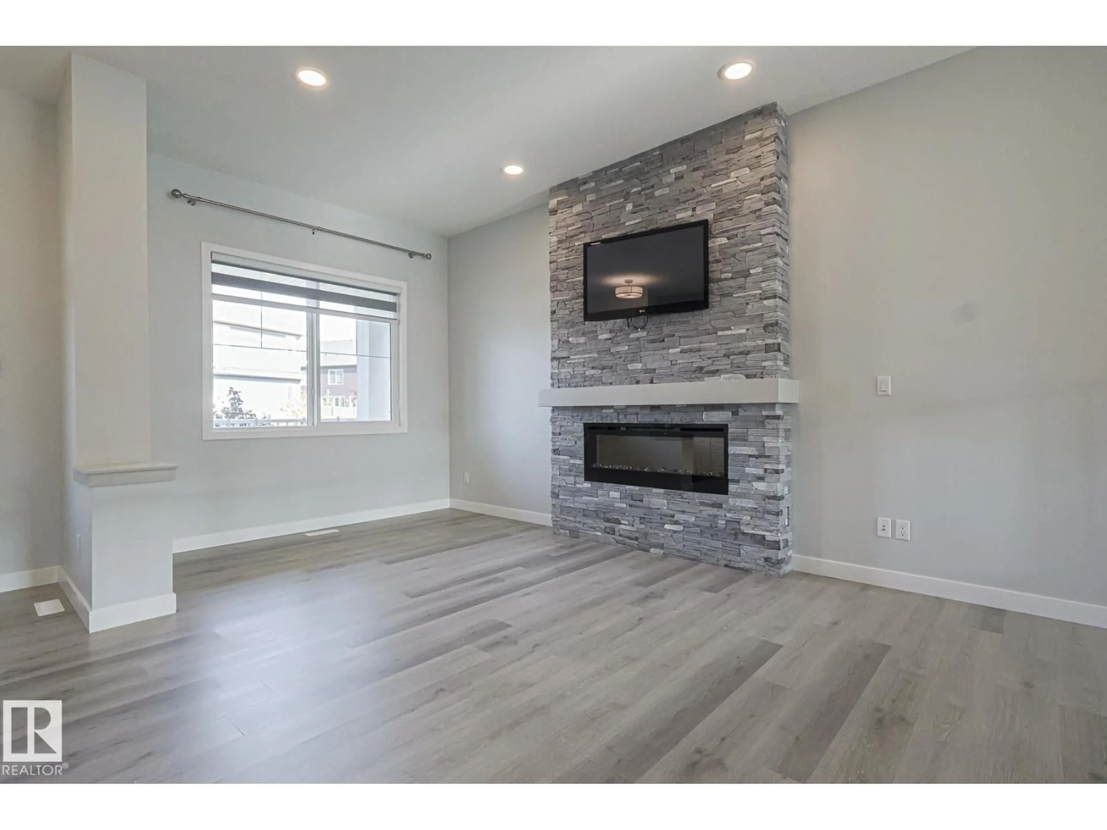 Unknown for CI SW - 1653 PLUM CIRCLE, Edmonton Alberta T6X2Y5