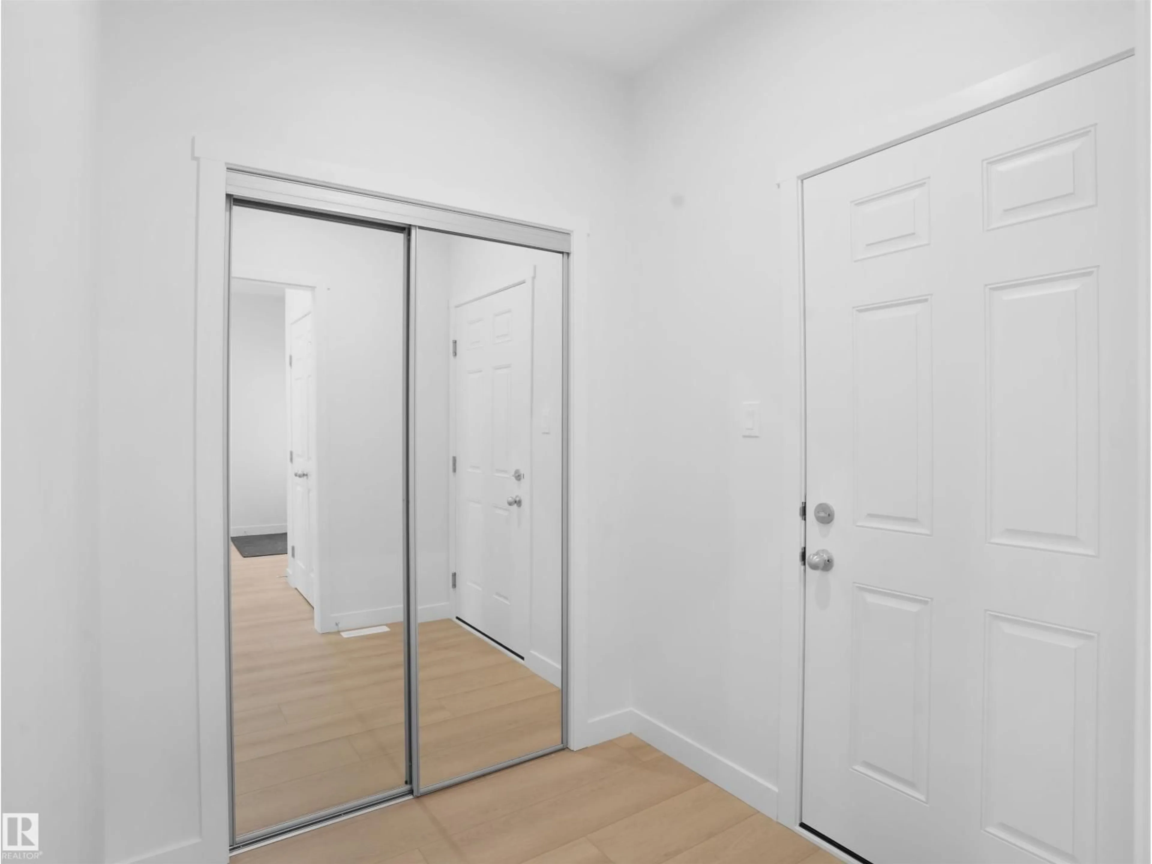 Unknown for SW - 12119 34 AV, Edmonton Alberta T6W5E9