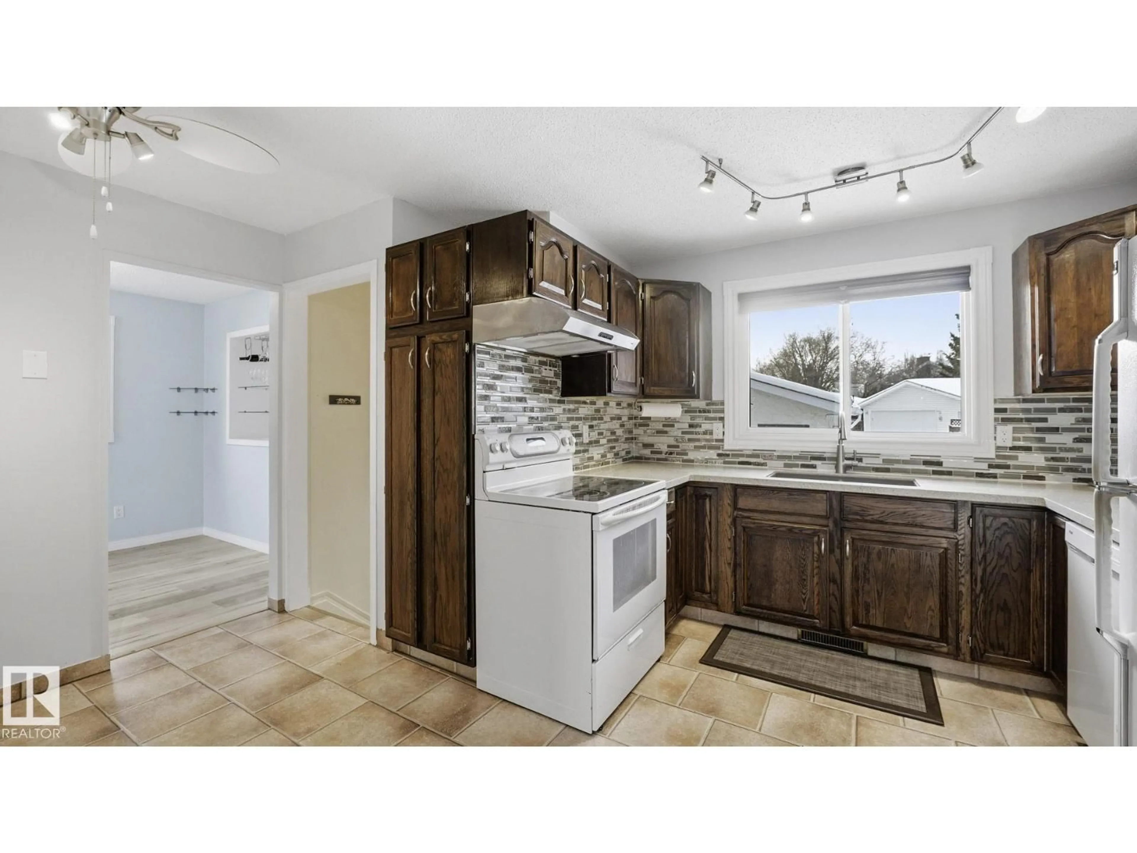 Unknown for 114 BROOKWOOD DR, Spruce Grove Alberta T7X1G8