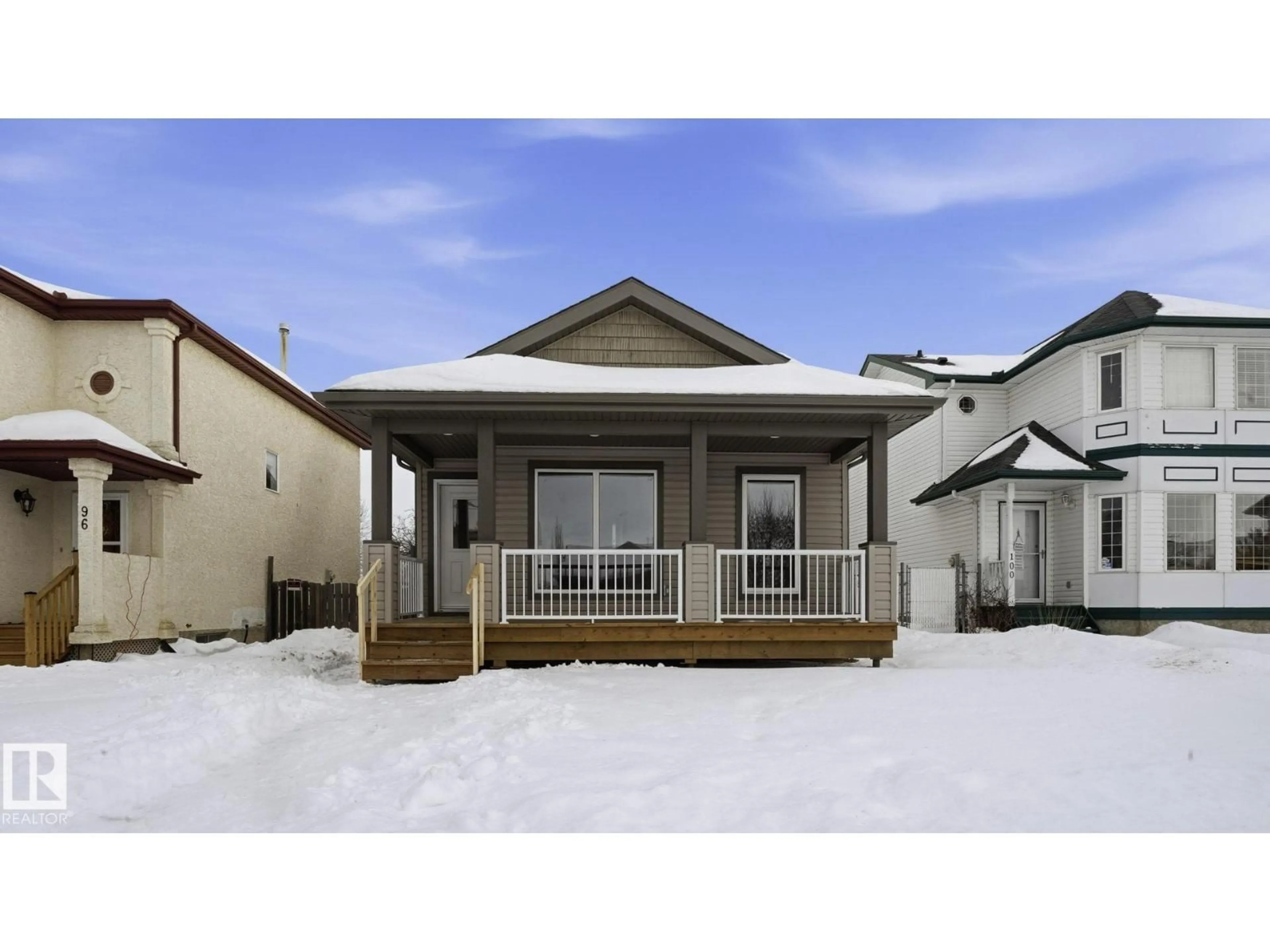 Home with vinyl exterior material, street for 98 HEATHERGLEN CR, Spruce Grove Alberta T7X3X5