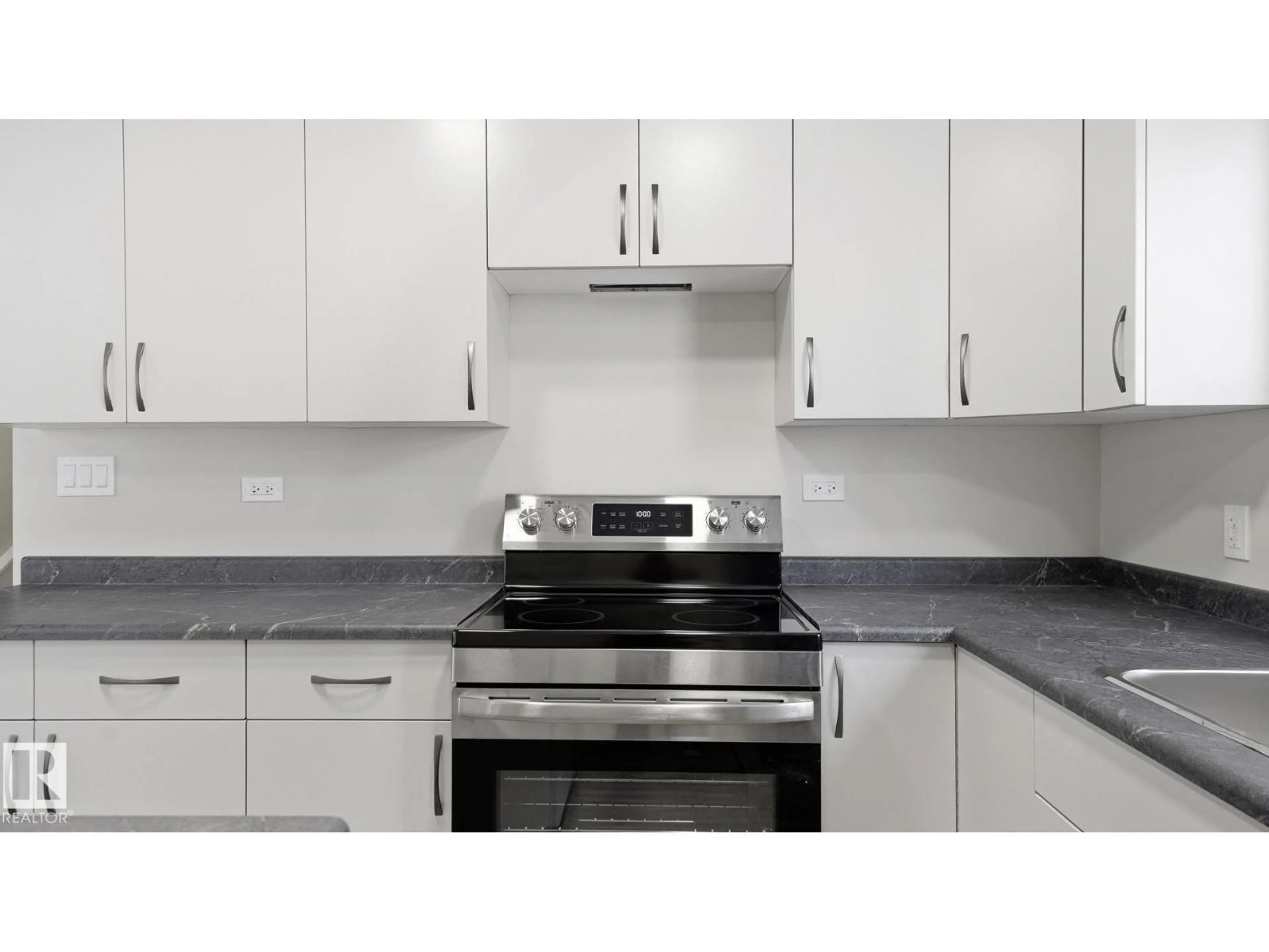 Standard kitchen, unknown for 98 HEATHERGLEN CR, Spruce Grove Alberta T7X3X5