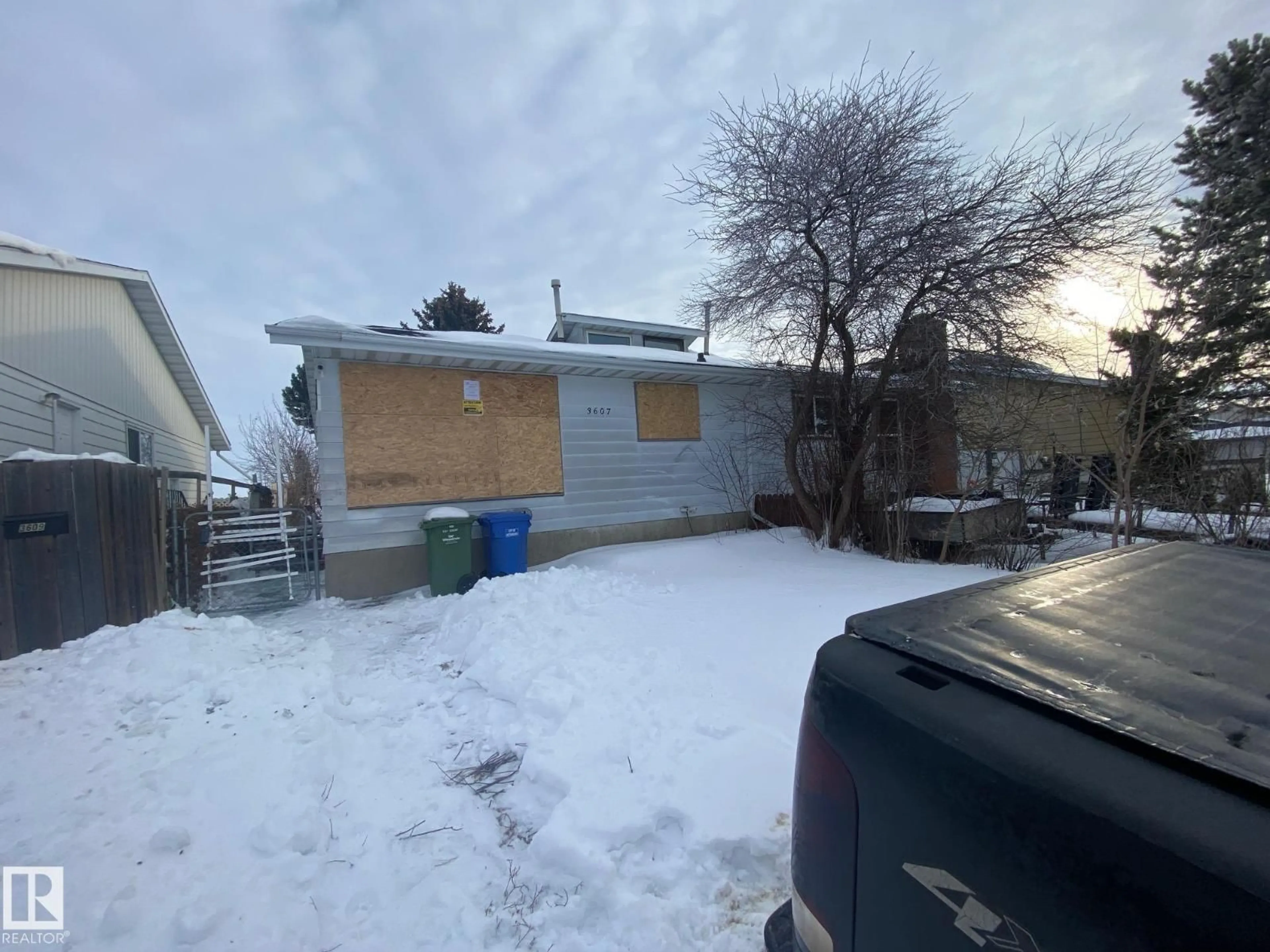 Shed for 3607 53 ST, Wetaskiwin Alberta T9A2K6