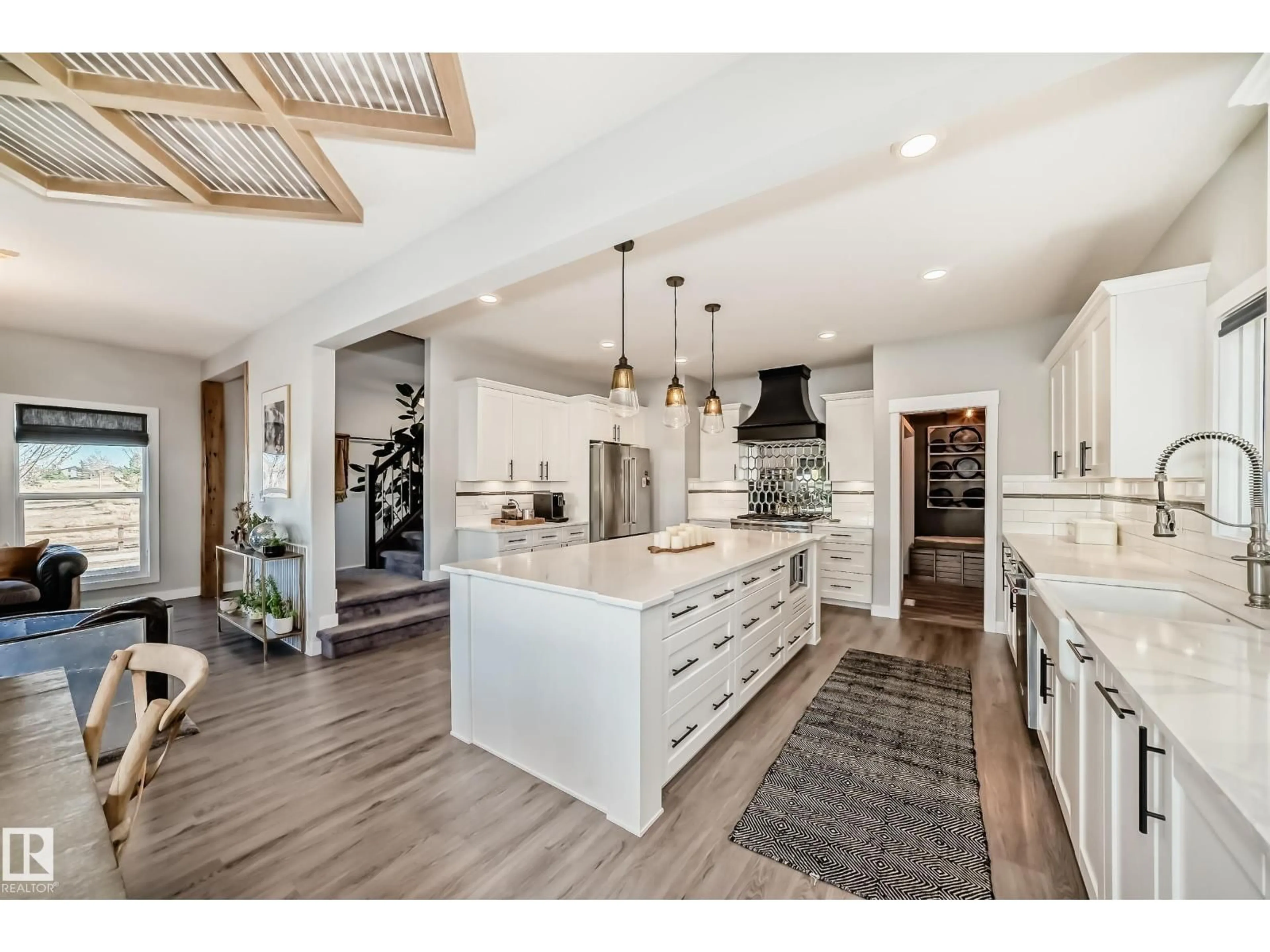 Open concept kitchen, unknown for 4004 6 AV, Edmonton Alberta T6X2J1