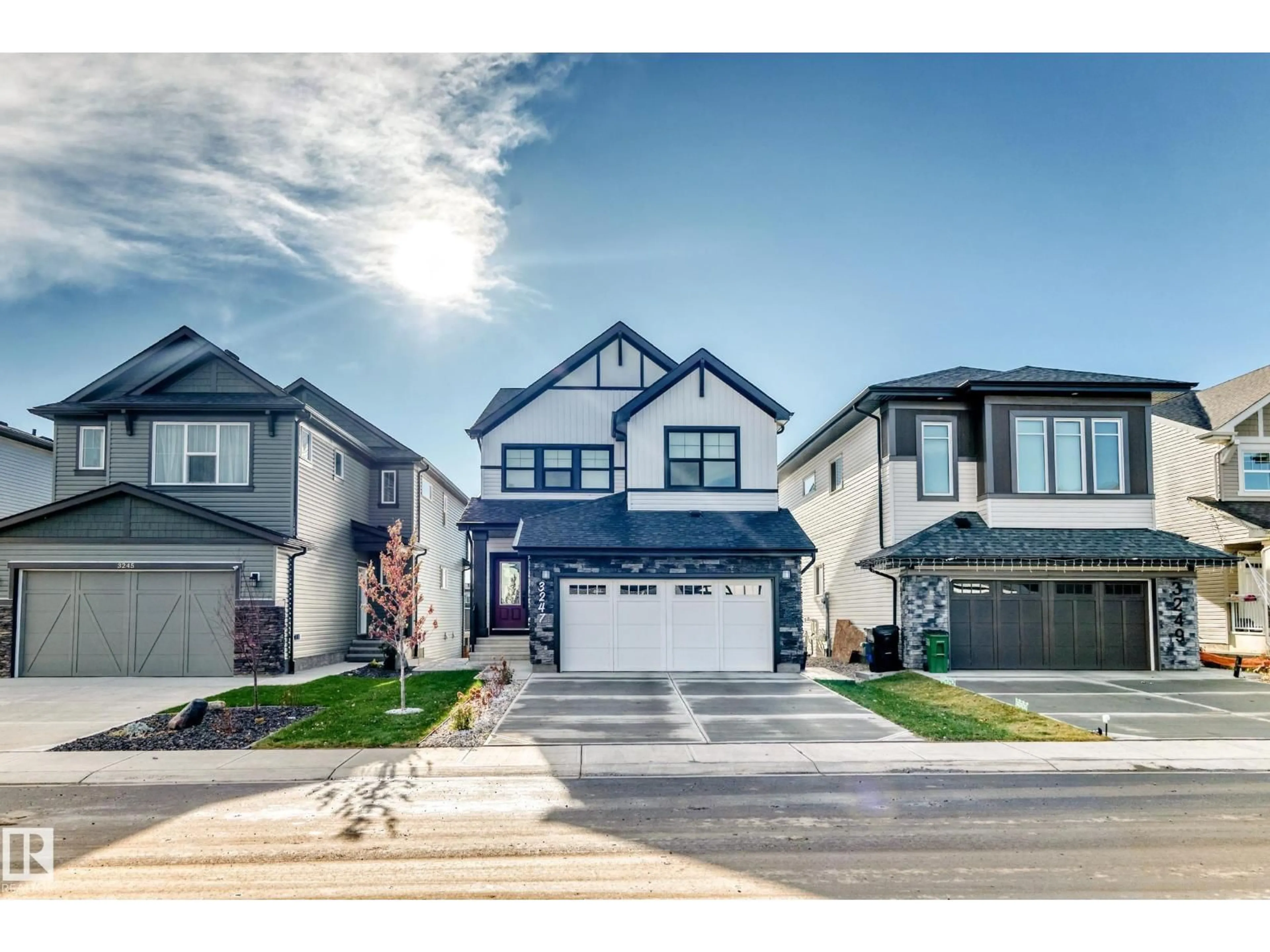 Home with vinyl exterior material, street for 3247 CHERNOWSKI WY, Edmonton Alberta T6W5H2