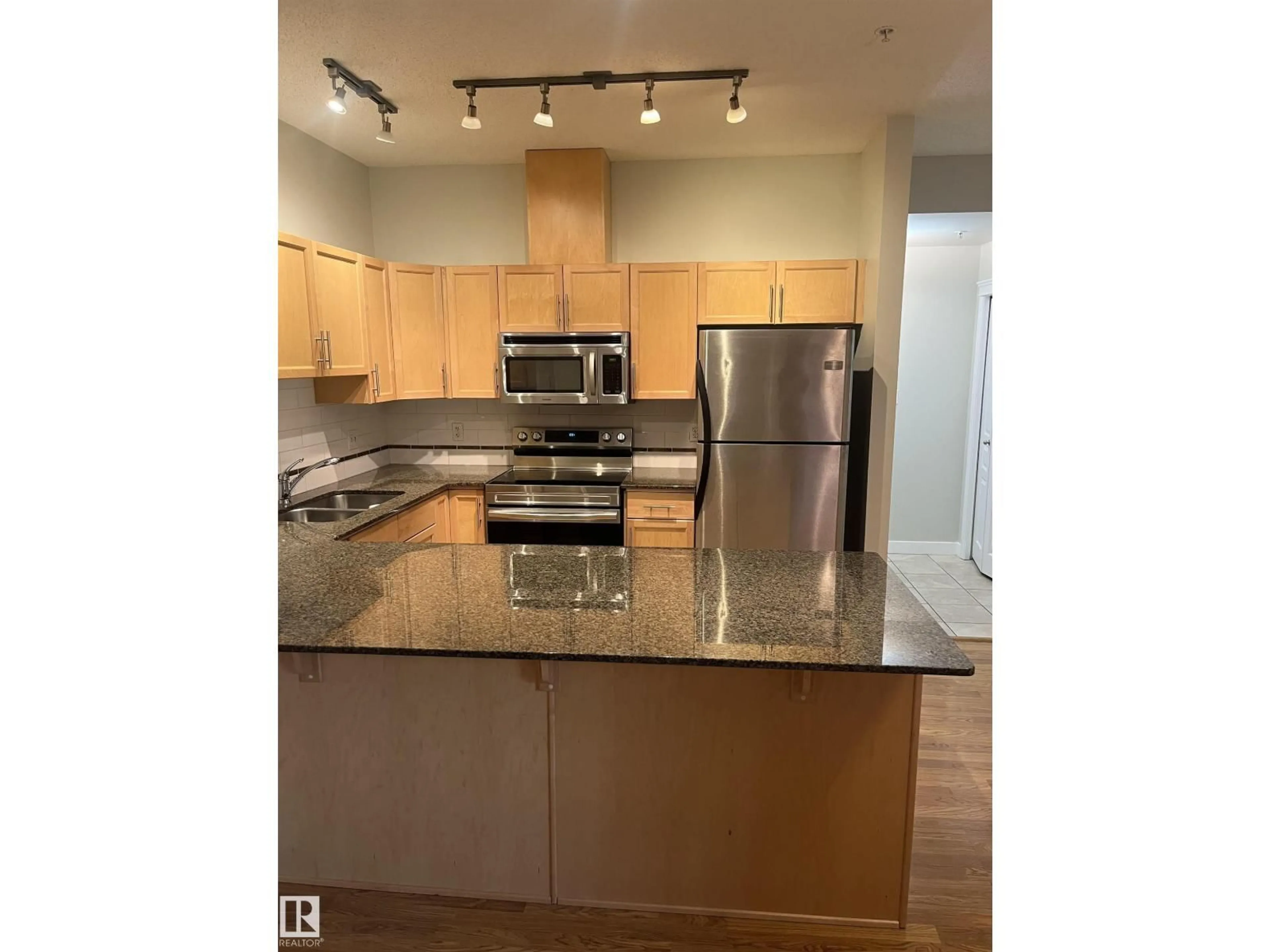 Unknown for #110 - 10333 112 ST, Edmonton Alberta T5K0B4