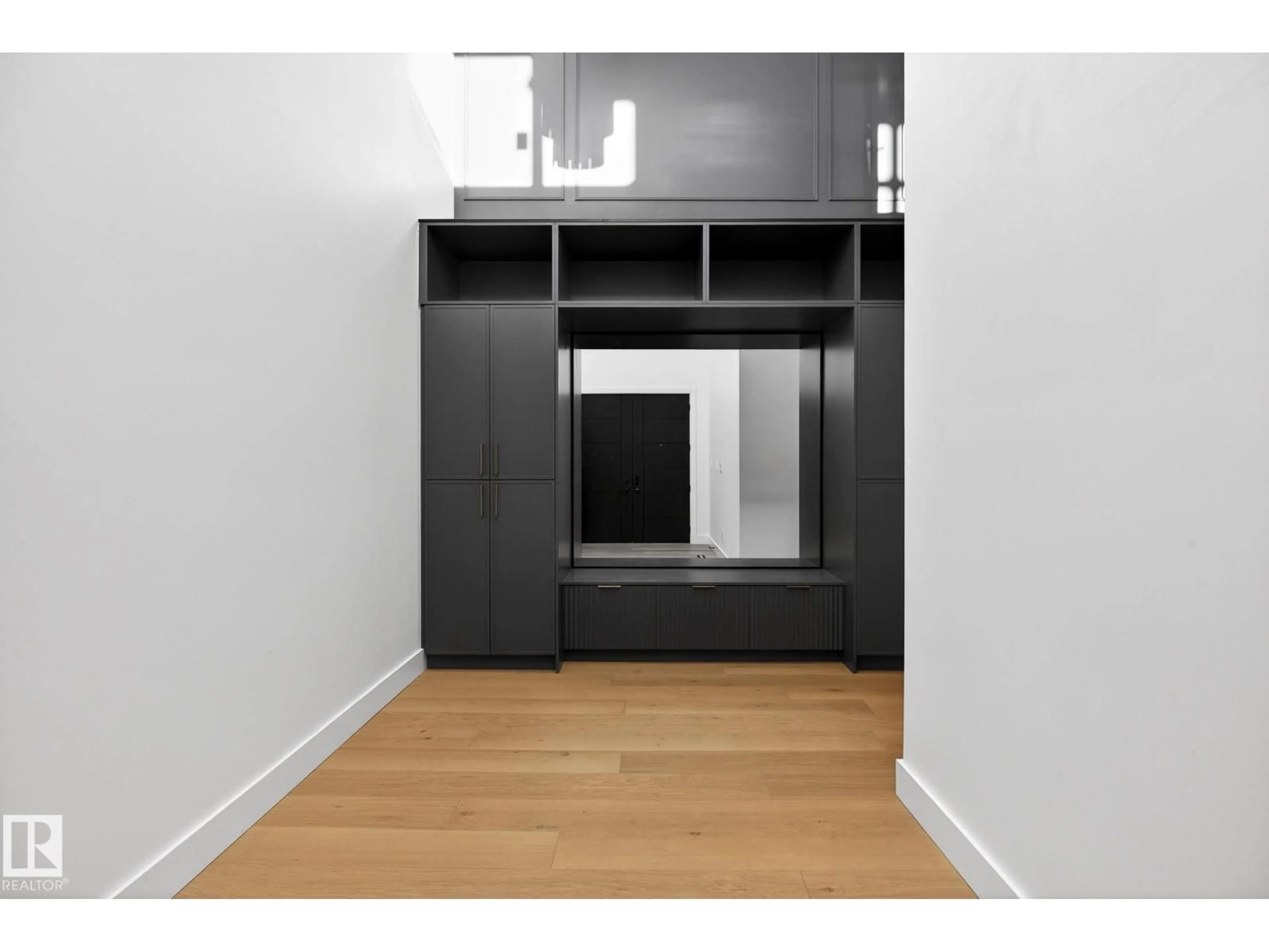 Unknown for 1926 AINSLIE LINK, Edmonton Alberta T6W2L9