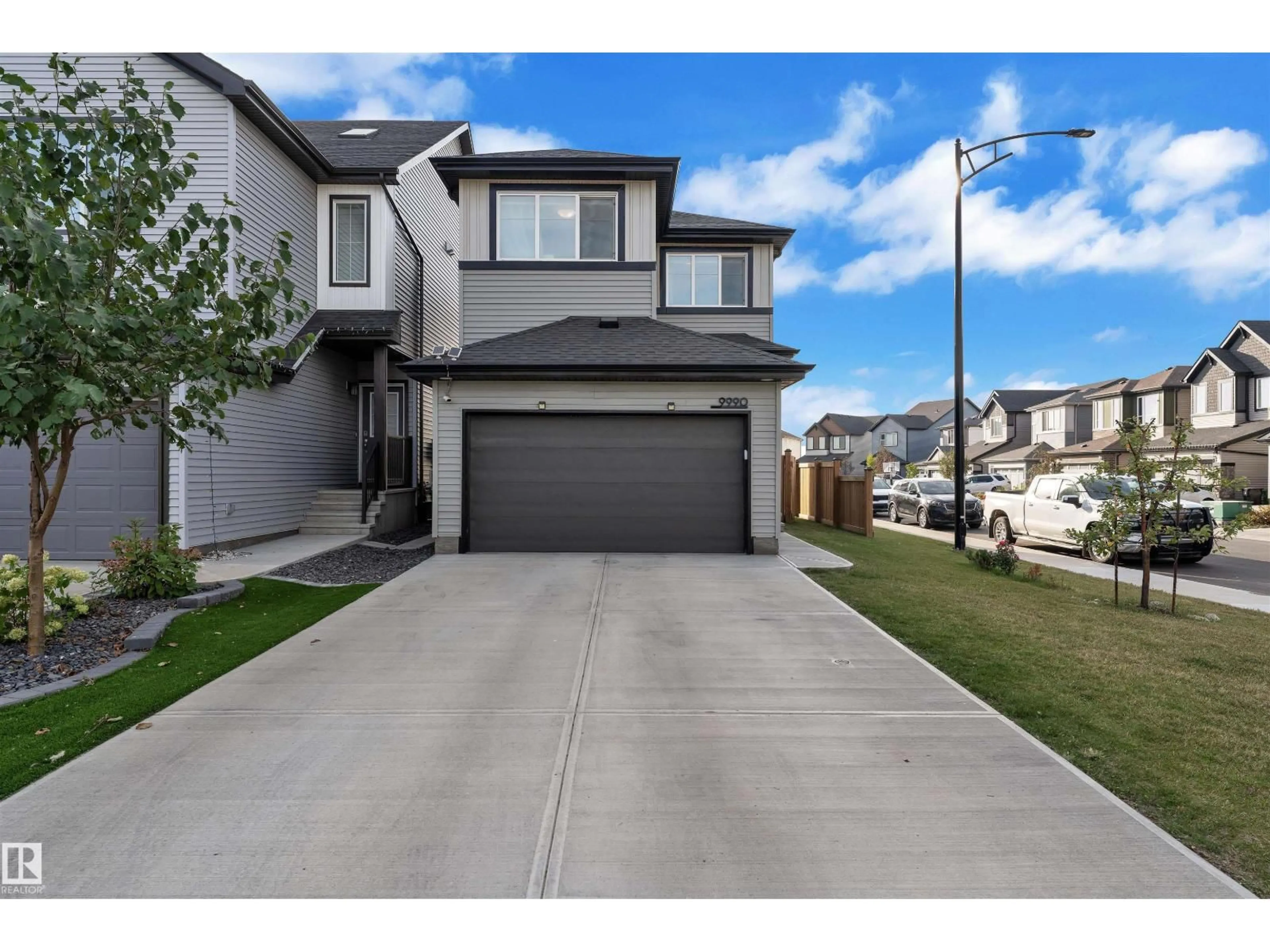 Unknown for NW - 9990 205A ST, Edmonton Alberta T5T7N4