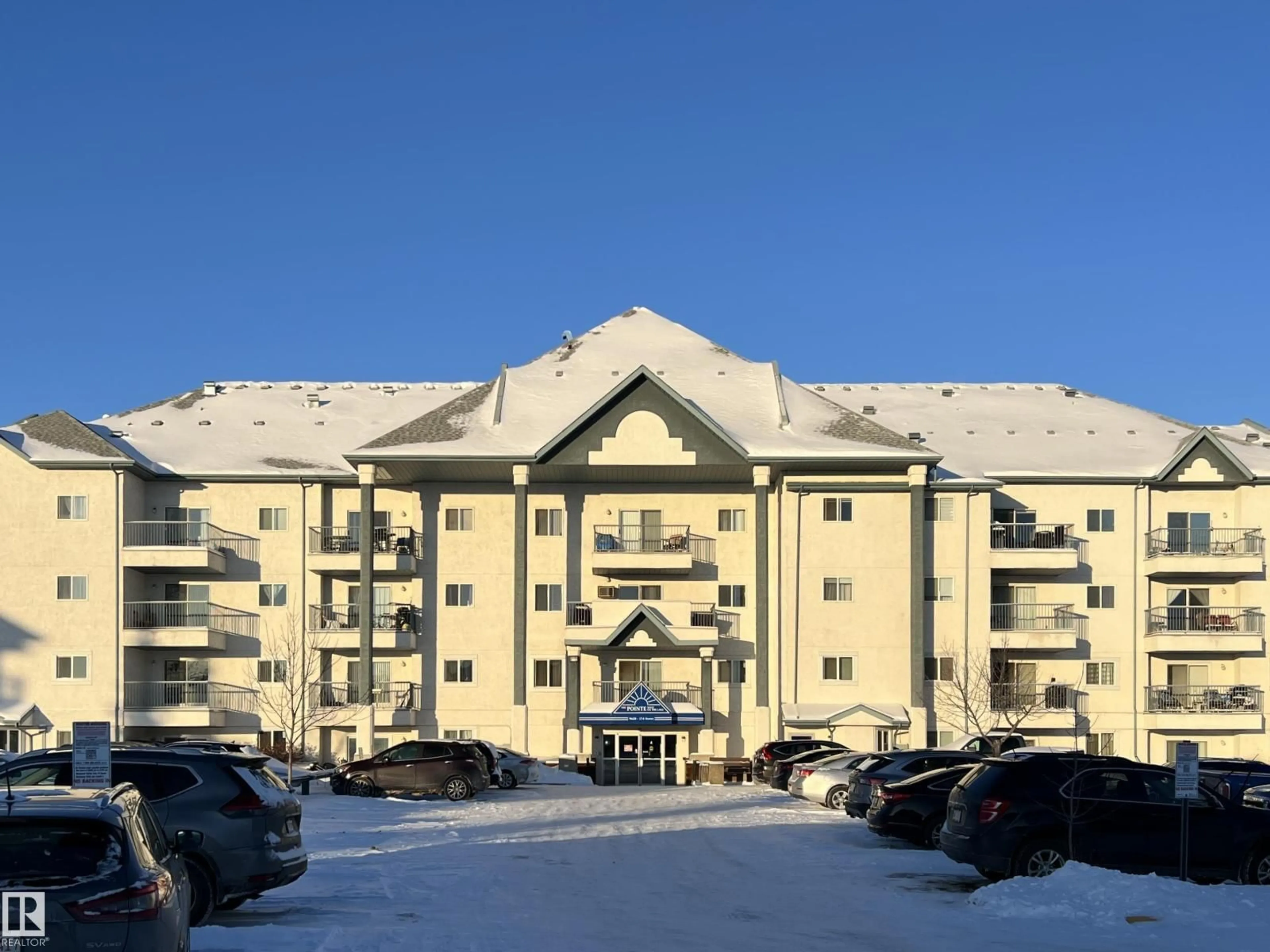 Indoor foyer for #334 - 9620 174 ST, Edmonton Alberta T5T6B9