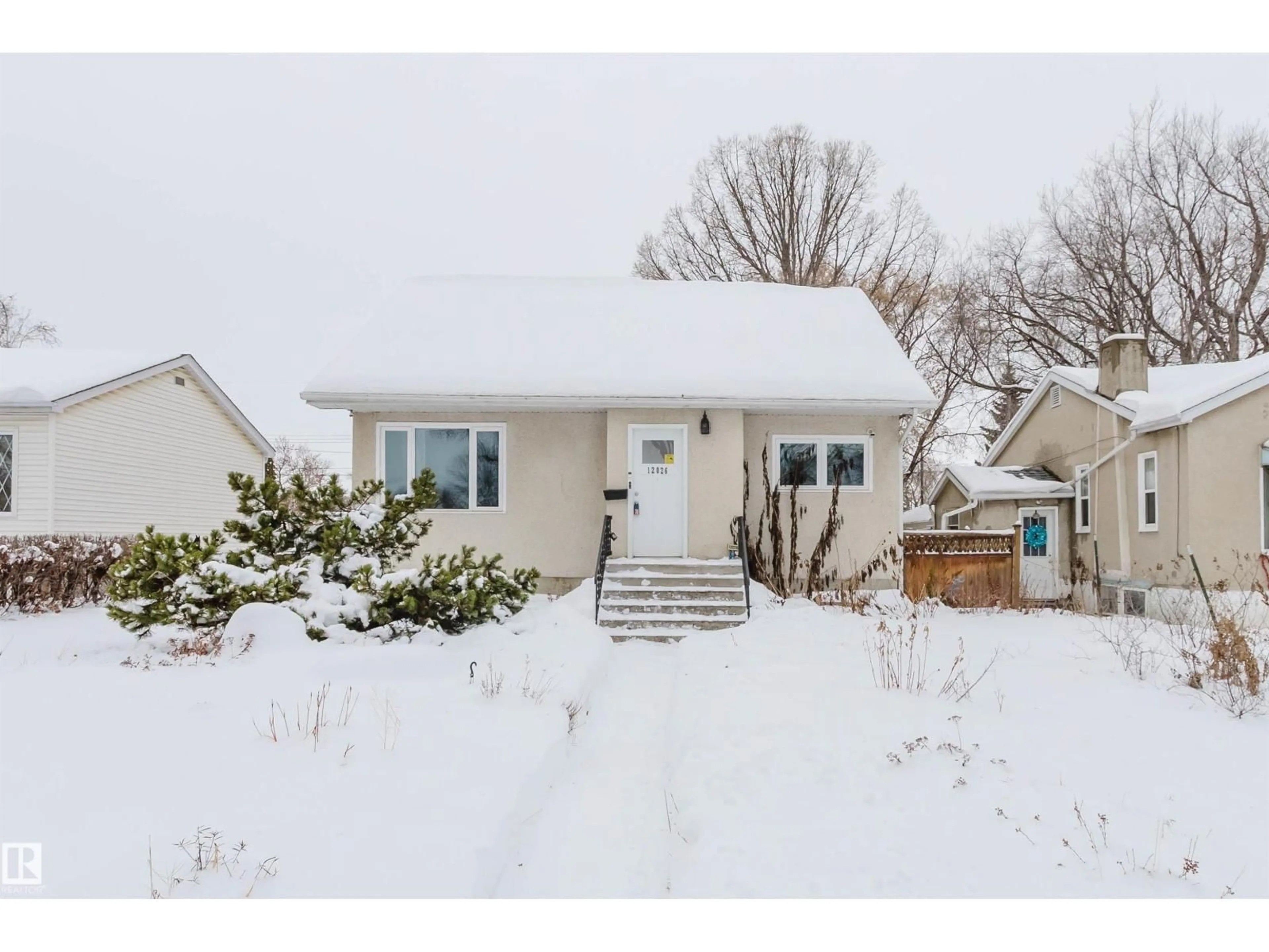 Unknown for 12026 104 ST NW, Edmonton Alberta T5G2L4