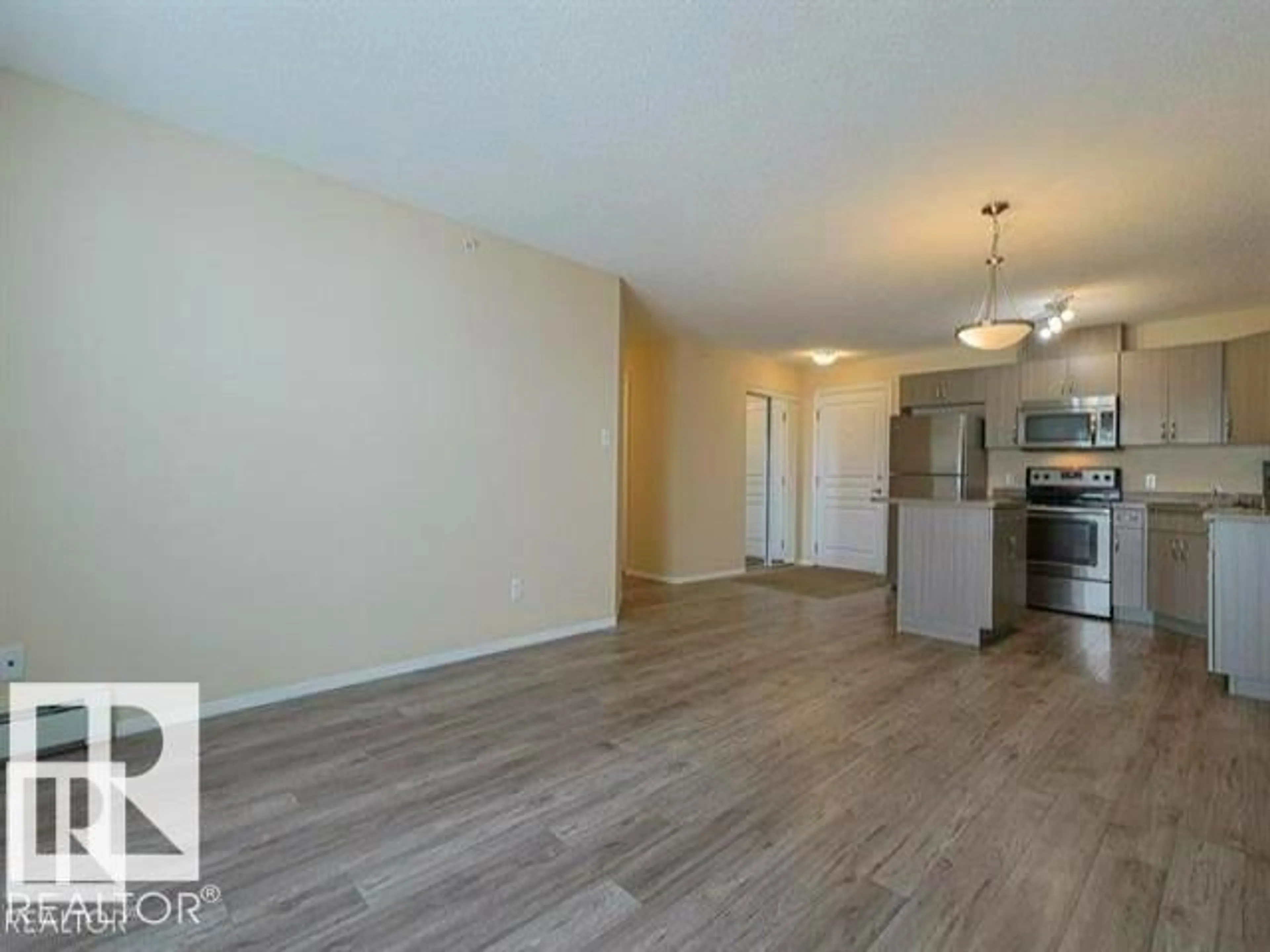 A pic of a room for 301 - 443 CLAREVIEW STATION DR, Edmonton Alberta T5Y0J4