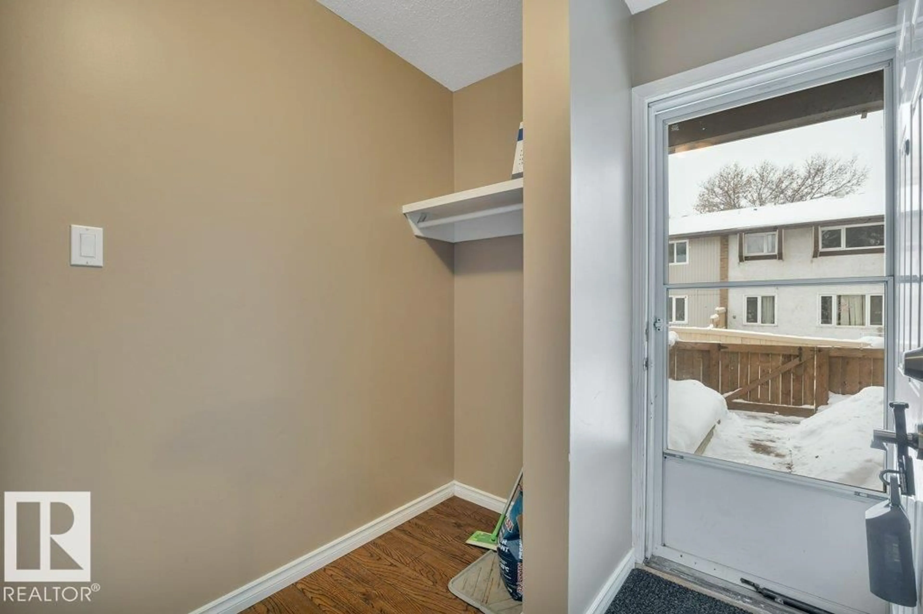 Unknown for 11 - 14215 82 ST, Edmonton Alberta T5E2V7