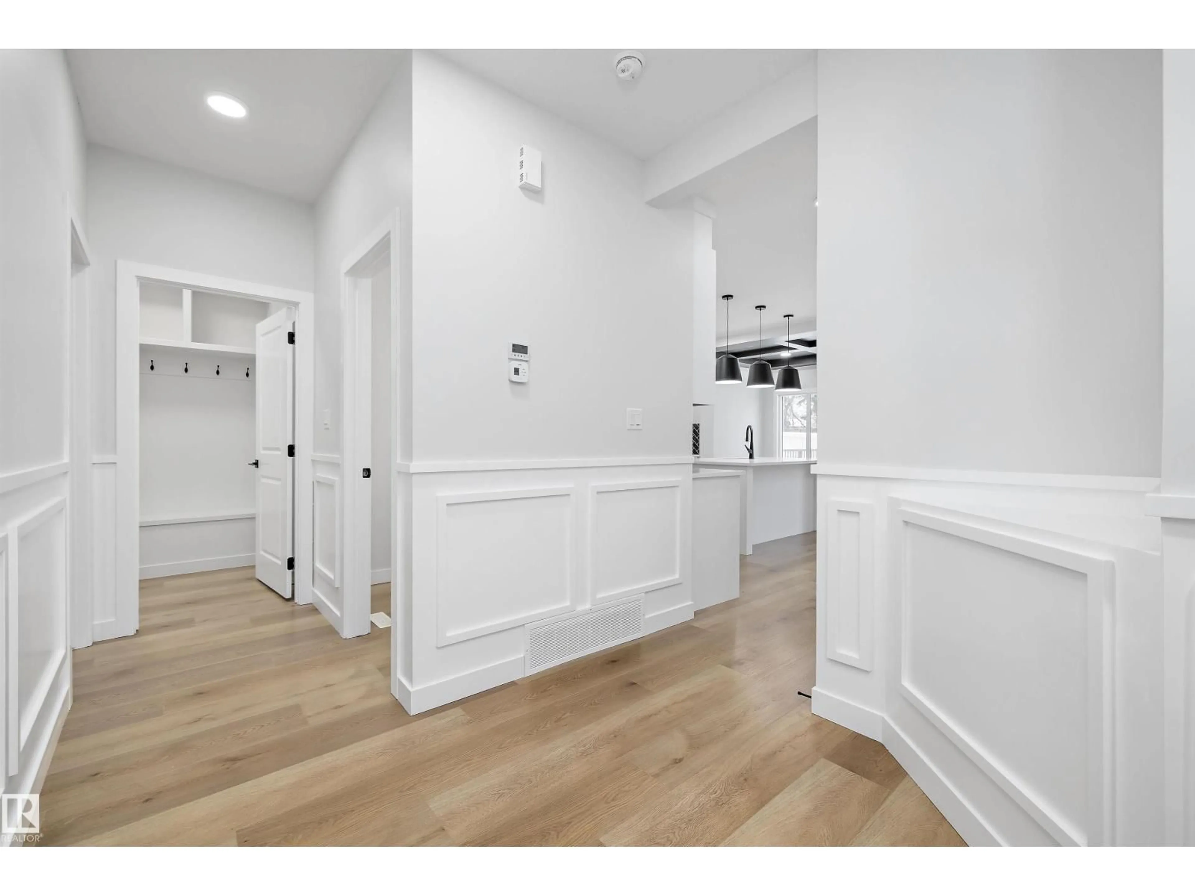 Indoor entryway for LI NW NW - 1578 SISKIN LINK, Edmonton Alberta T5S0V1