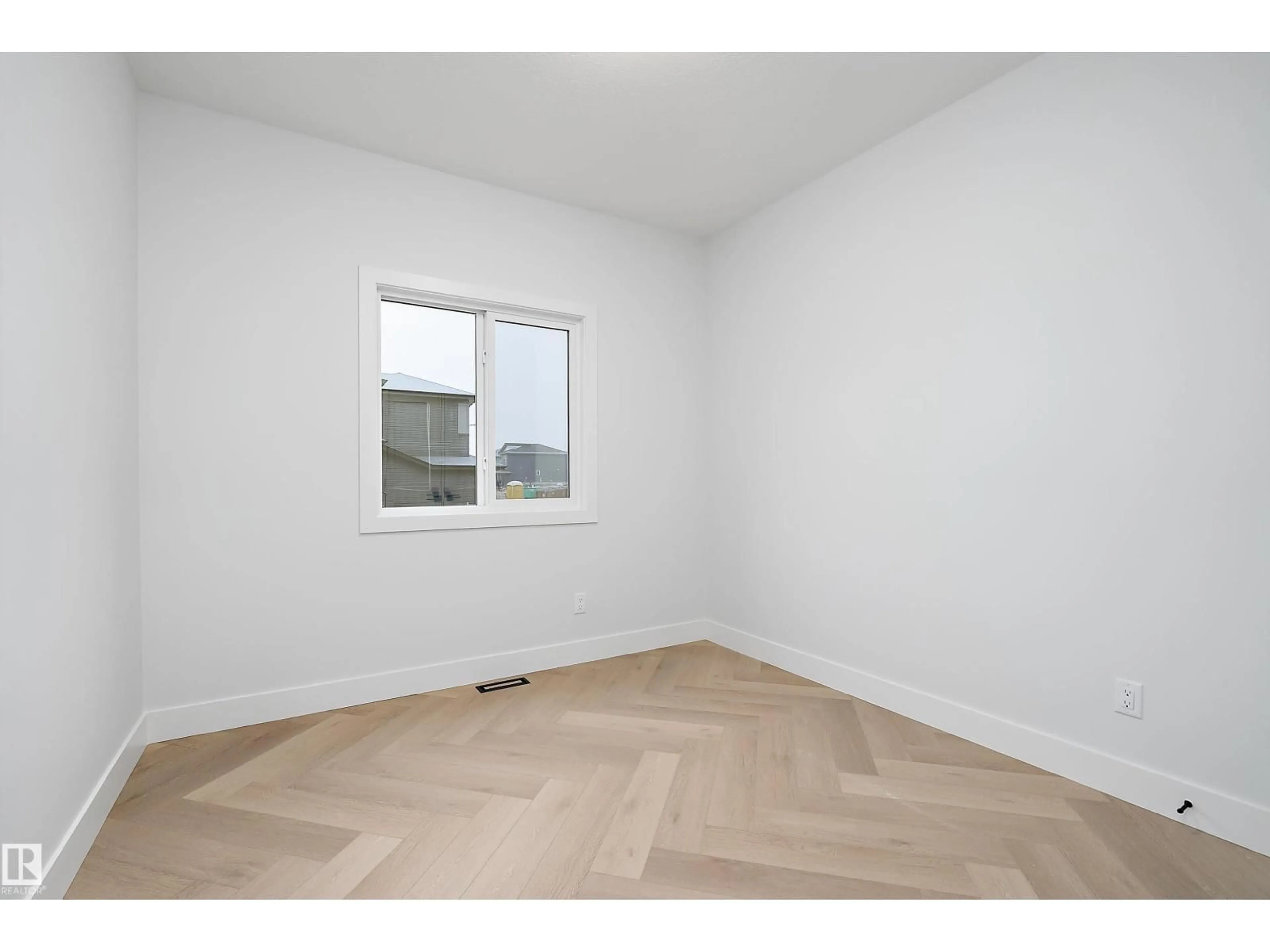 A pic of a room for 6890 KNOX LO SW, Edmonton Alberta T6W4R3