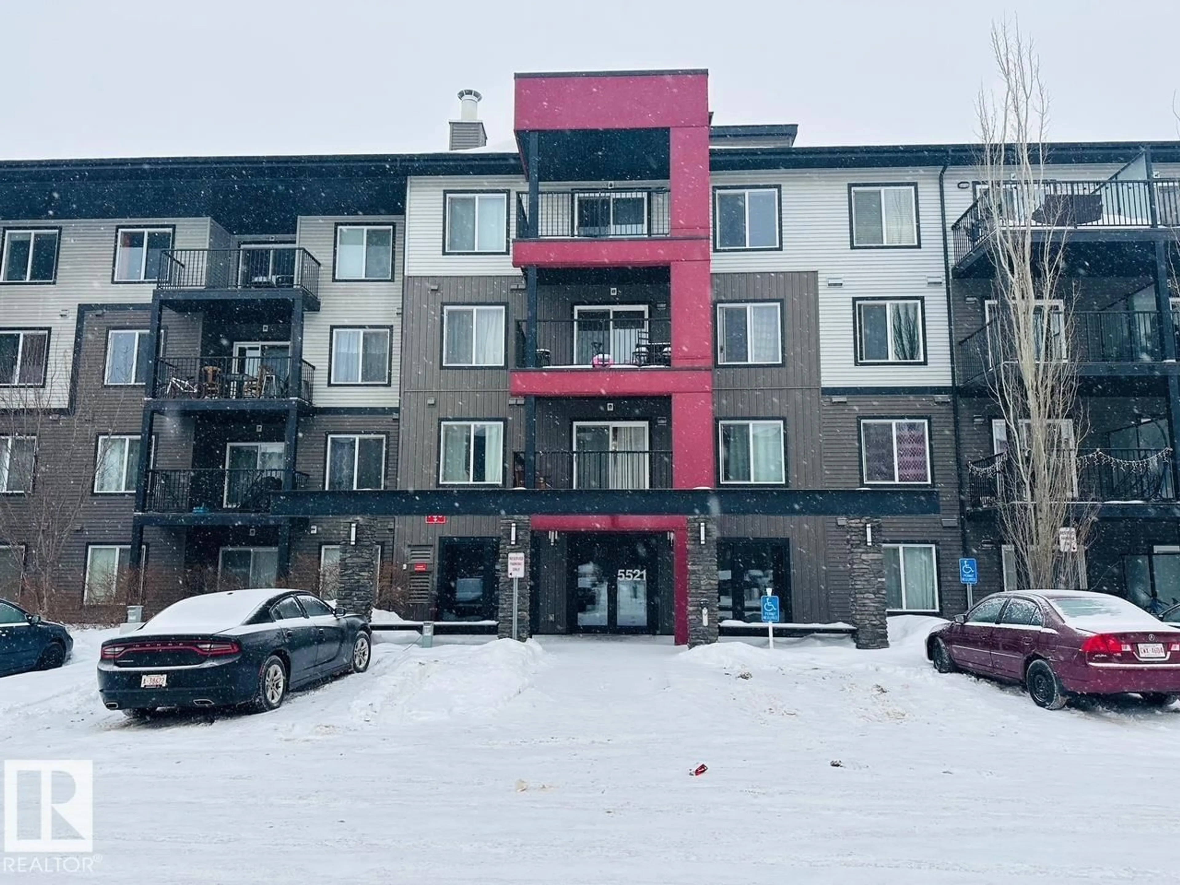 A pic from outside/outdoor area/front of a property/back of a property/a pic from drone, building for 206 - 5521 7 AV SW, Edmonton Alberta T6X2A8