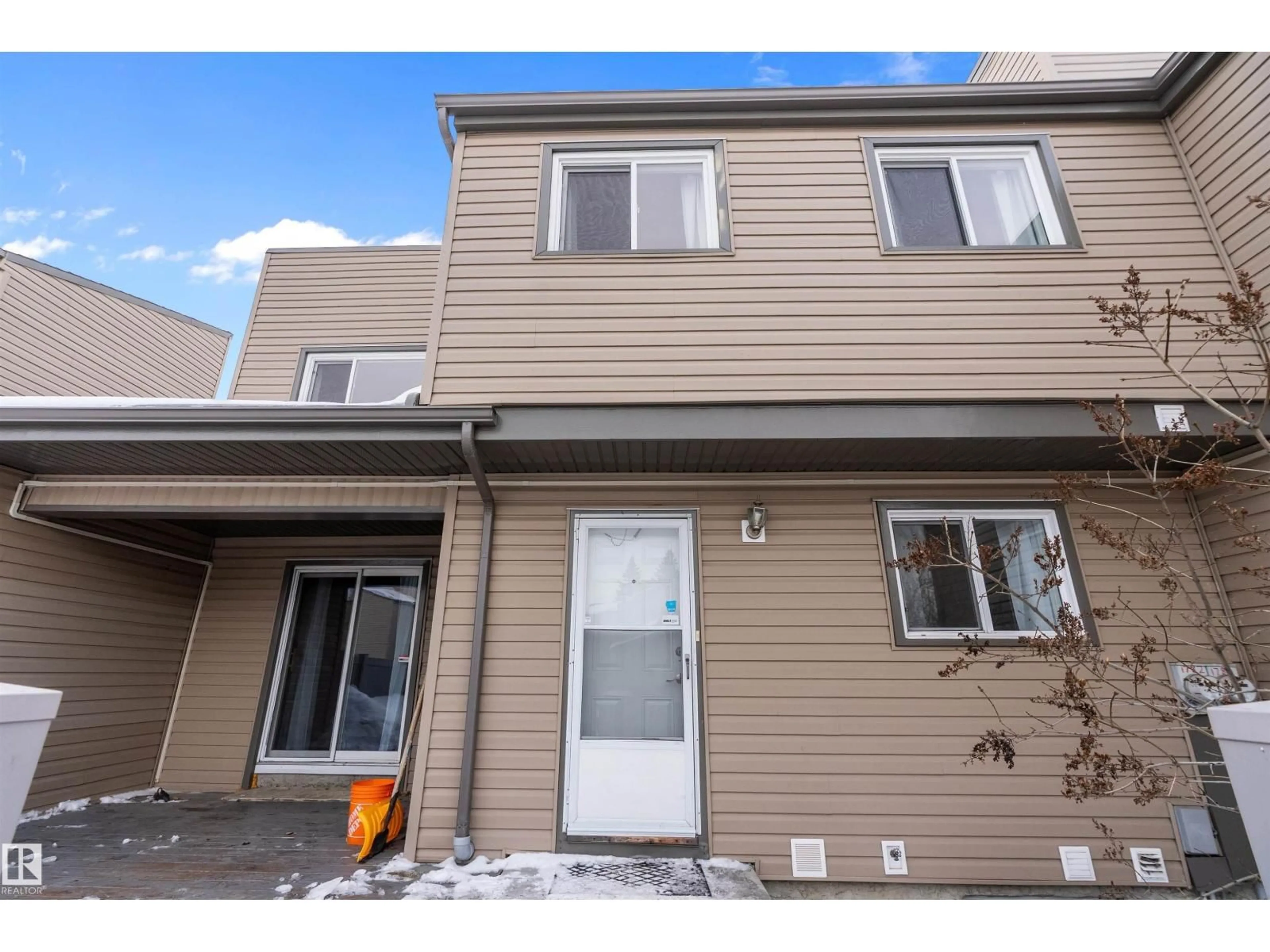 Home with vinyl exterior material, street for 1782 LAKEWOOD RD, Edmonton Alberta T6K3B6