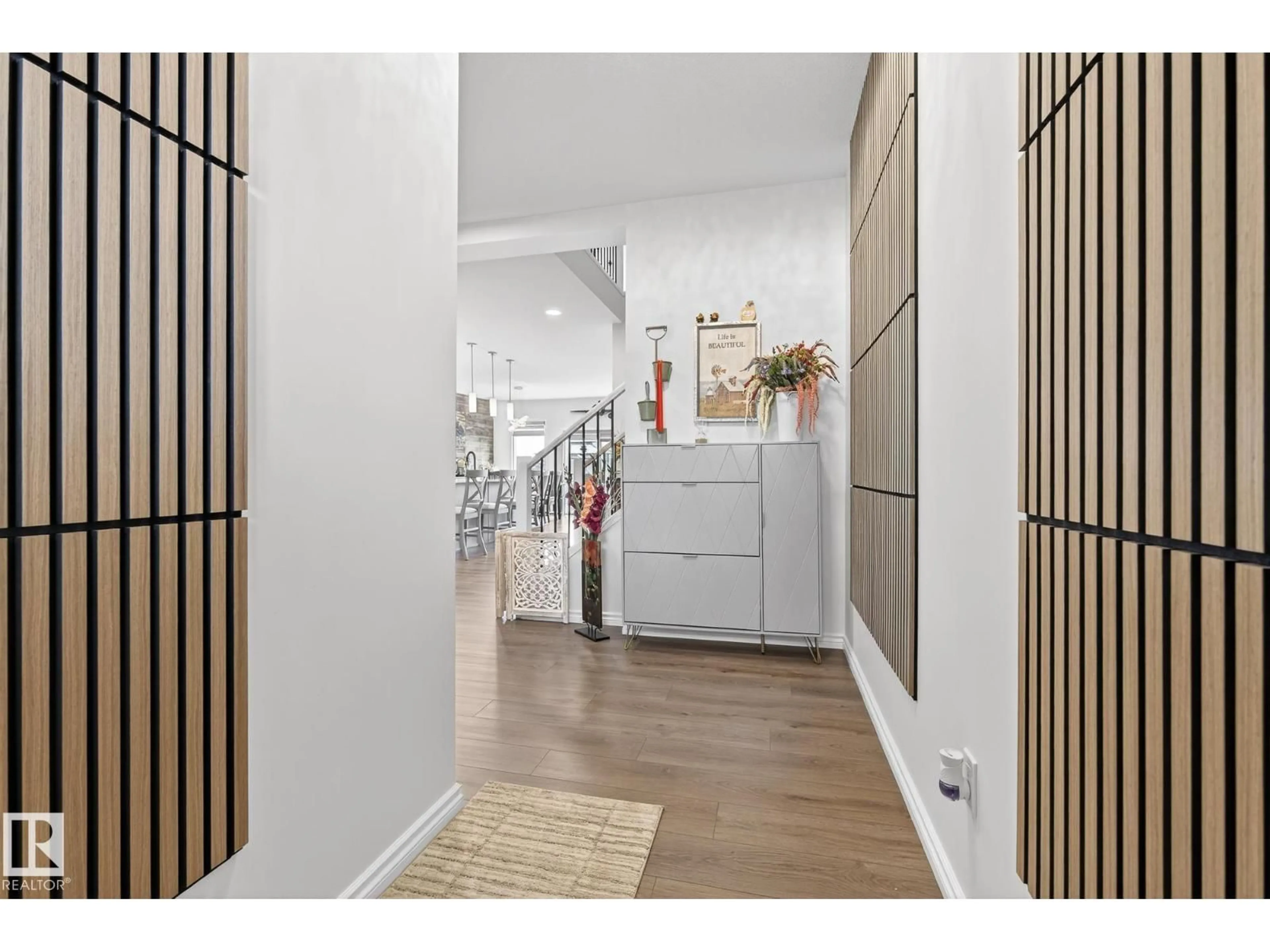 Indoor entryway for 20023 26 AV, Edmonton Alberta T6M1K3