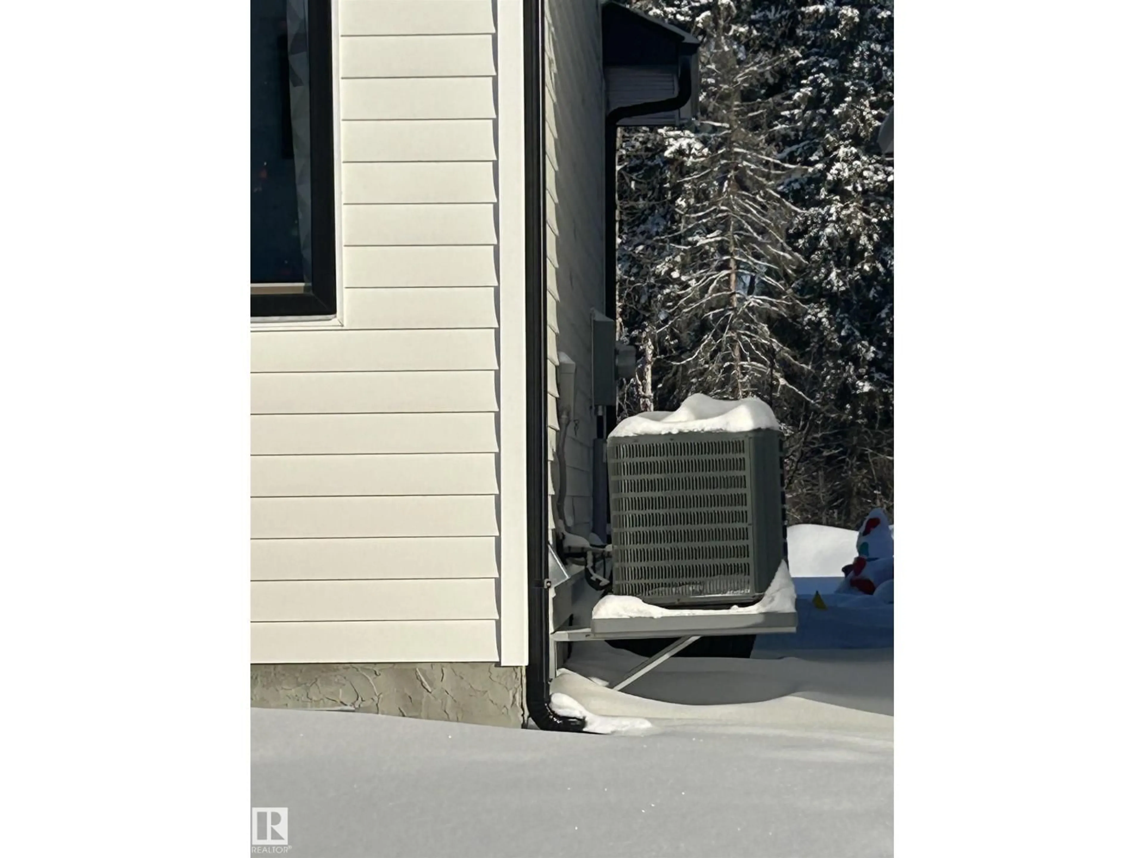 Patio, street for 67 - 5122 213A ST NW, Edmonton Alberta T6M1M6