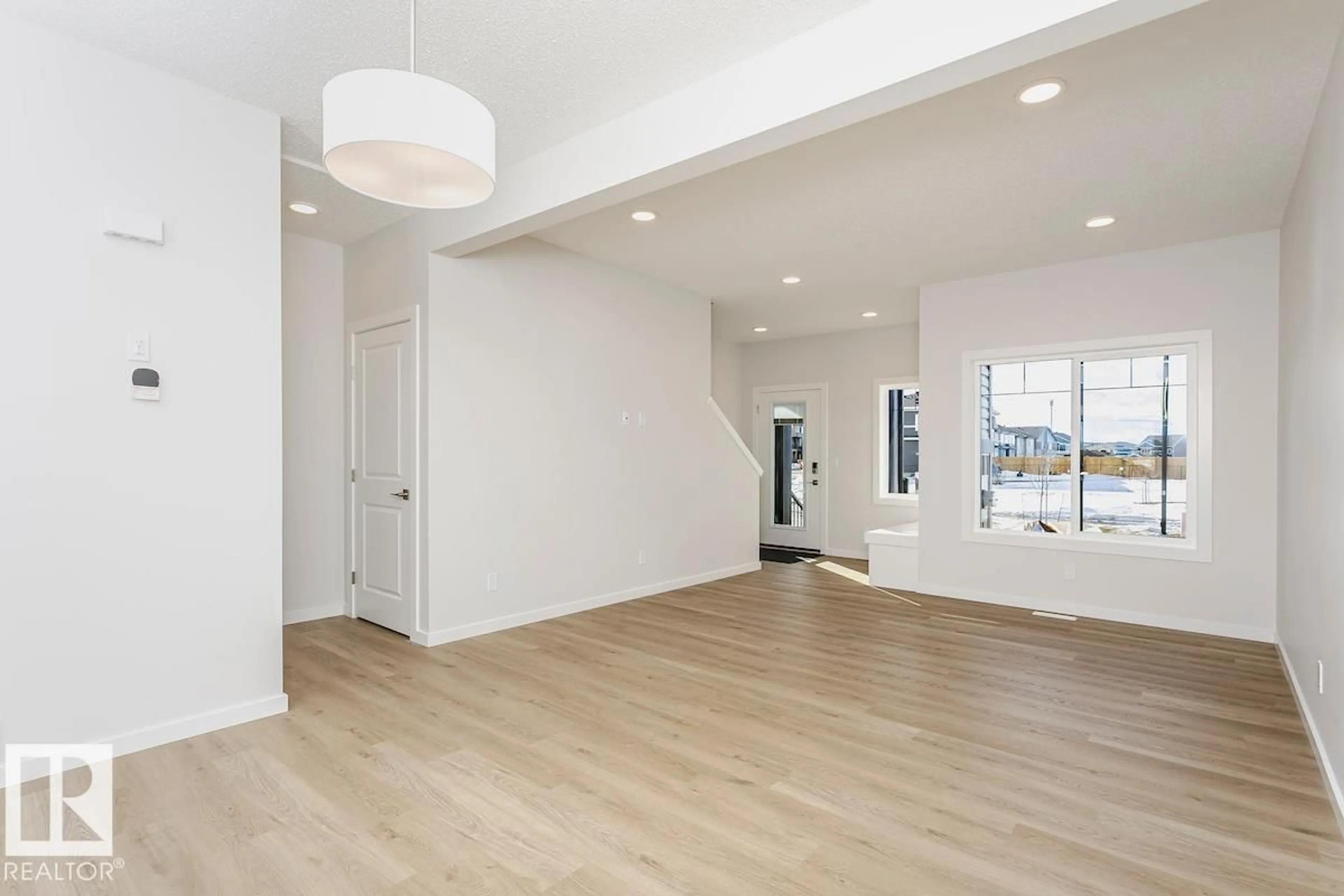 Unknown for 326 HAWTHORN WY, Leduc Alberta T9E0K1