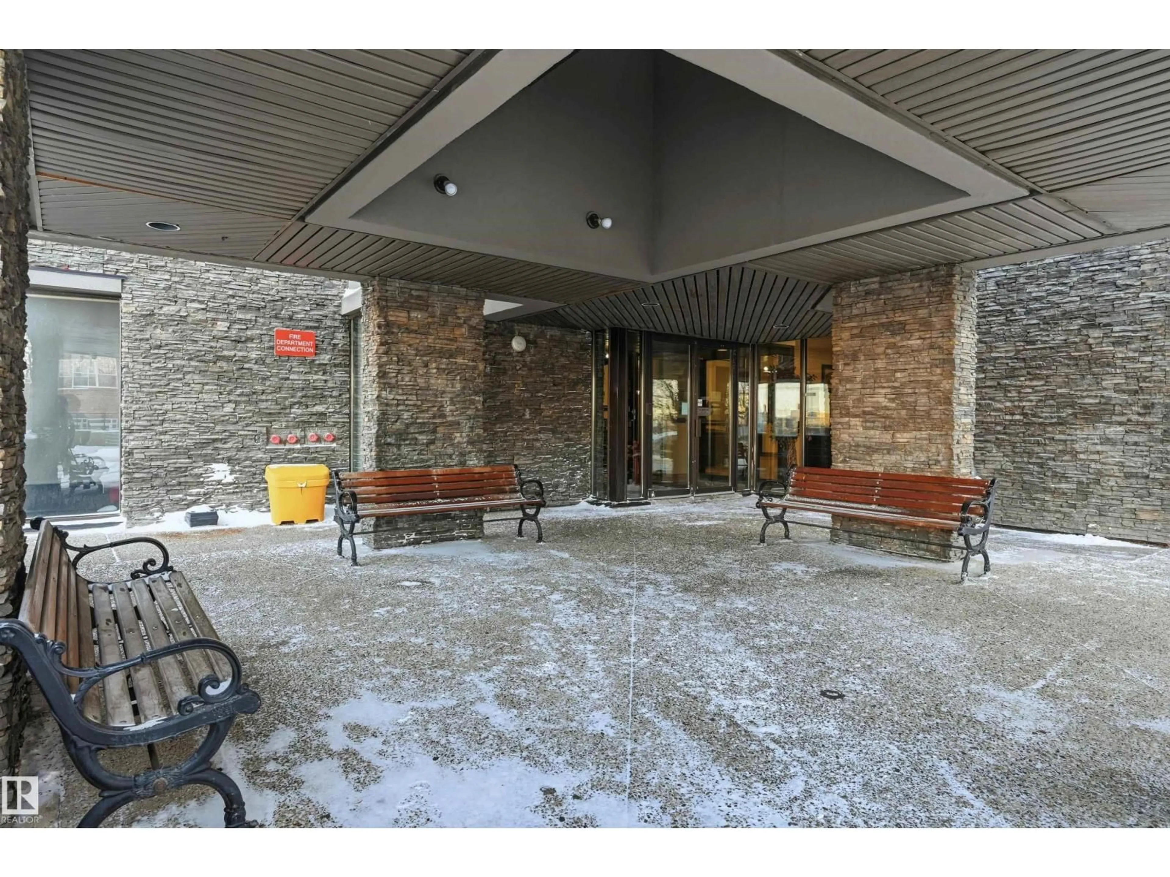 Unknown for 1808 SASKATCHEWAN DR, Edmonton Alberta T6E6B6