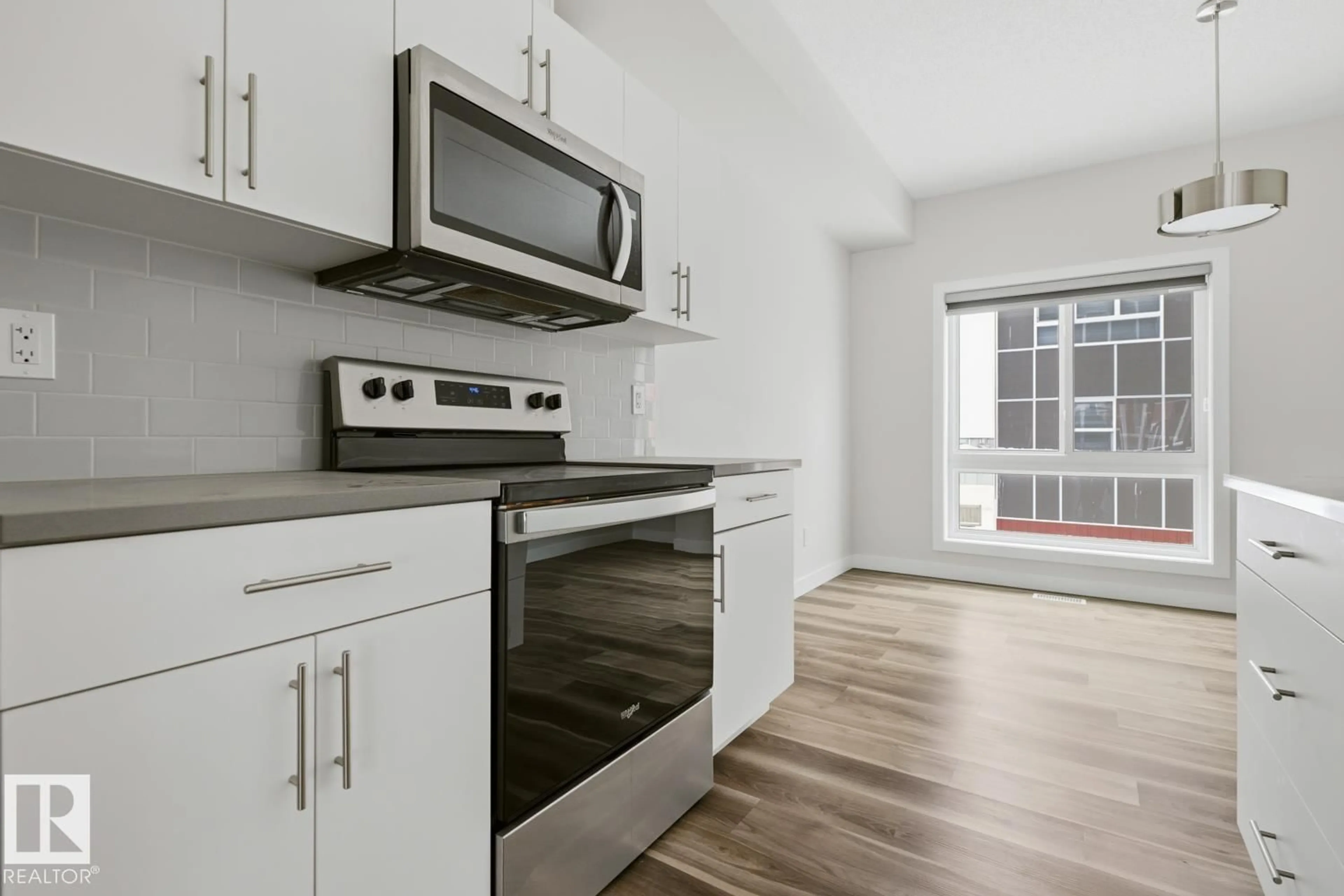 Standard kitchen, unknown for 979 - 38 CRYSTALLINA NERA WY, Edmonton Alberta T5Z0S3