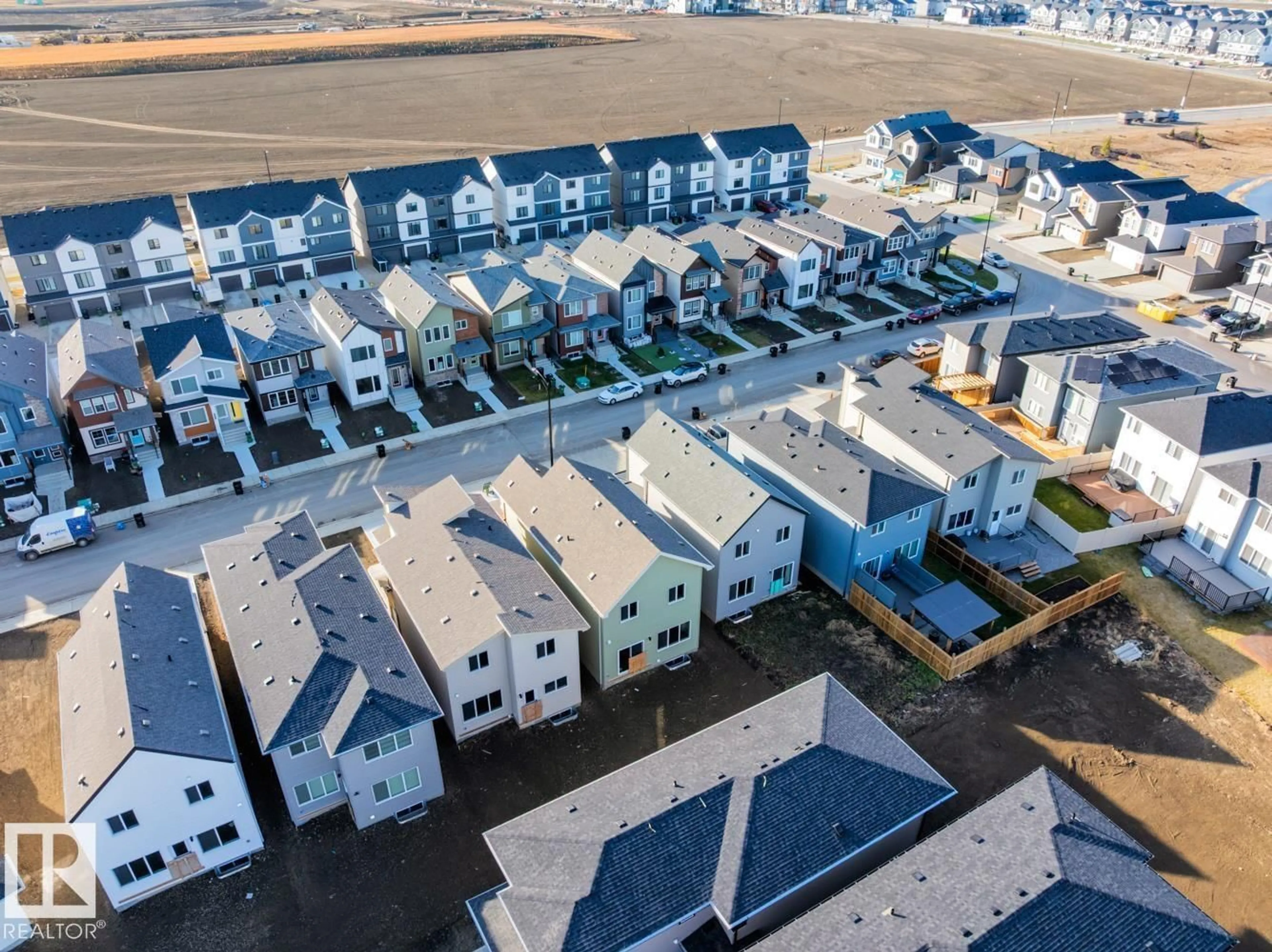 A pic from outside/outdoor area/front of a property/back of a property/a pic from drone, street for NW - 2023 191 ST, Edmonton Alberta T6M3E8