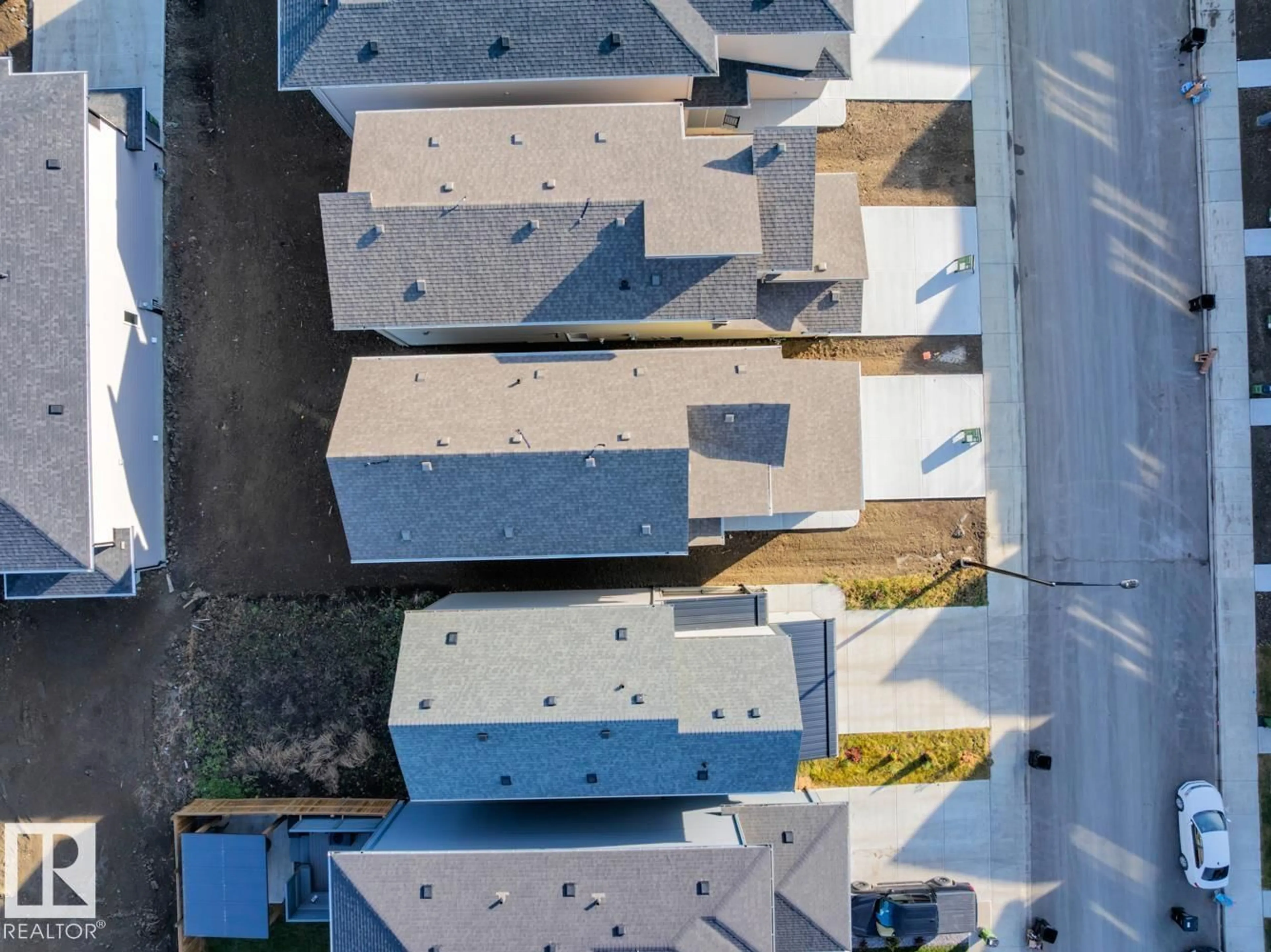 A pic from outside/outdoor area/front of a property/back of a property/a pic from drone, street for NW - 2023 191 ST, Edmonton Alberta T6M3E8