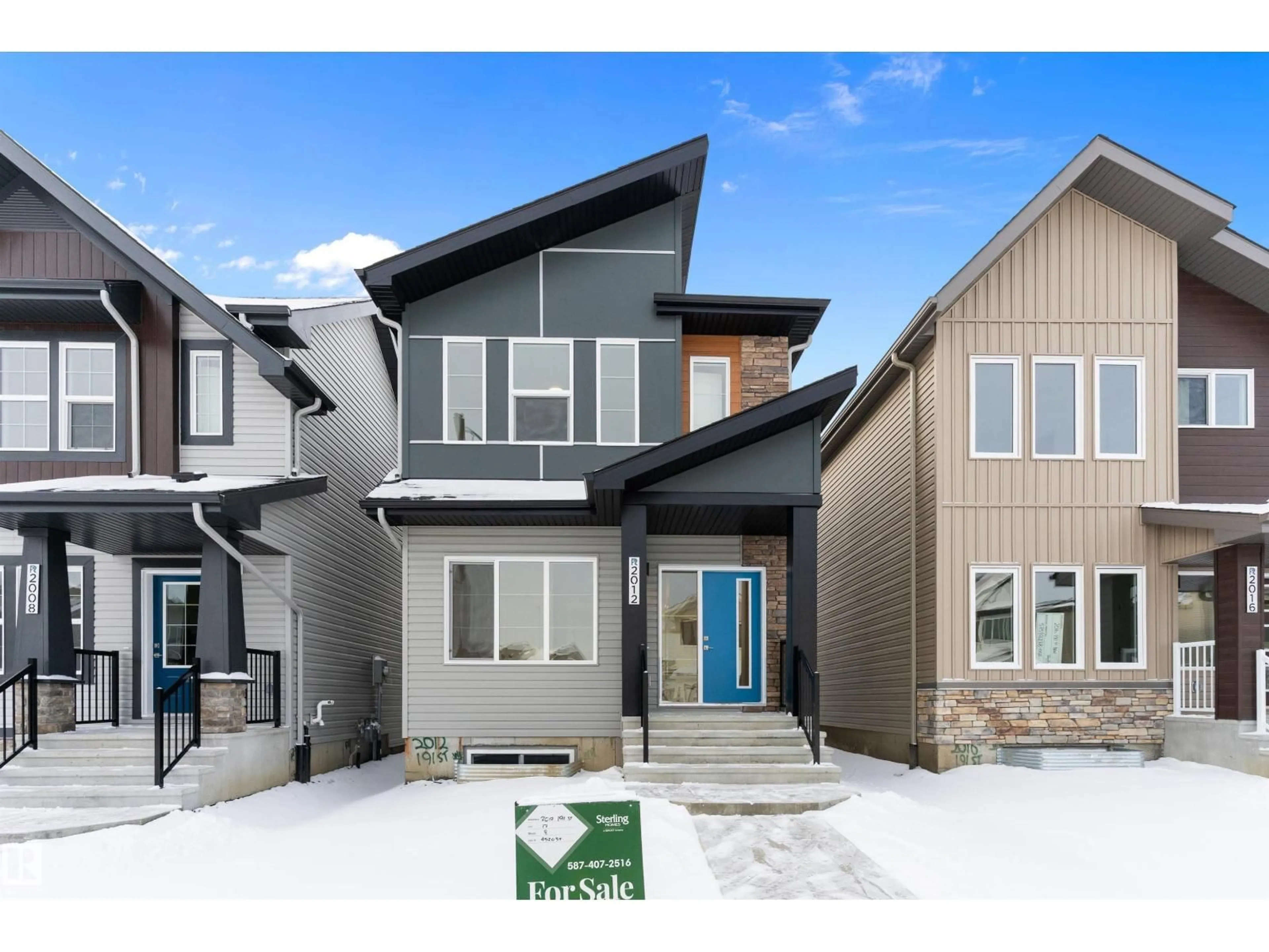 Home with vinyl exterior material, street for 2012 191 ST, Edmonton Alberta T6M3E8