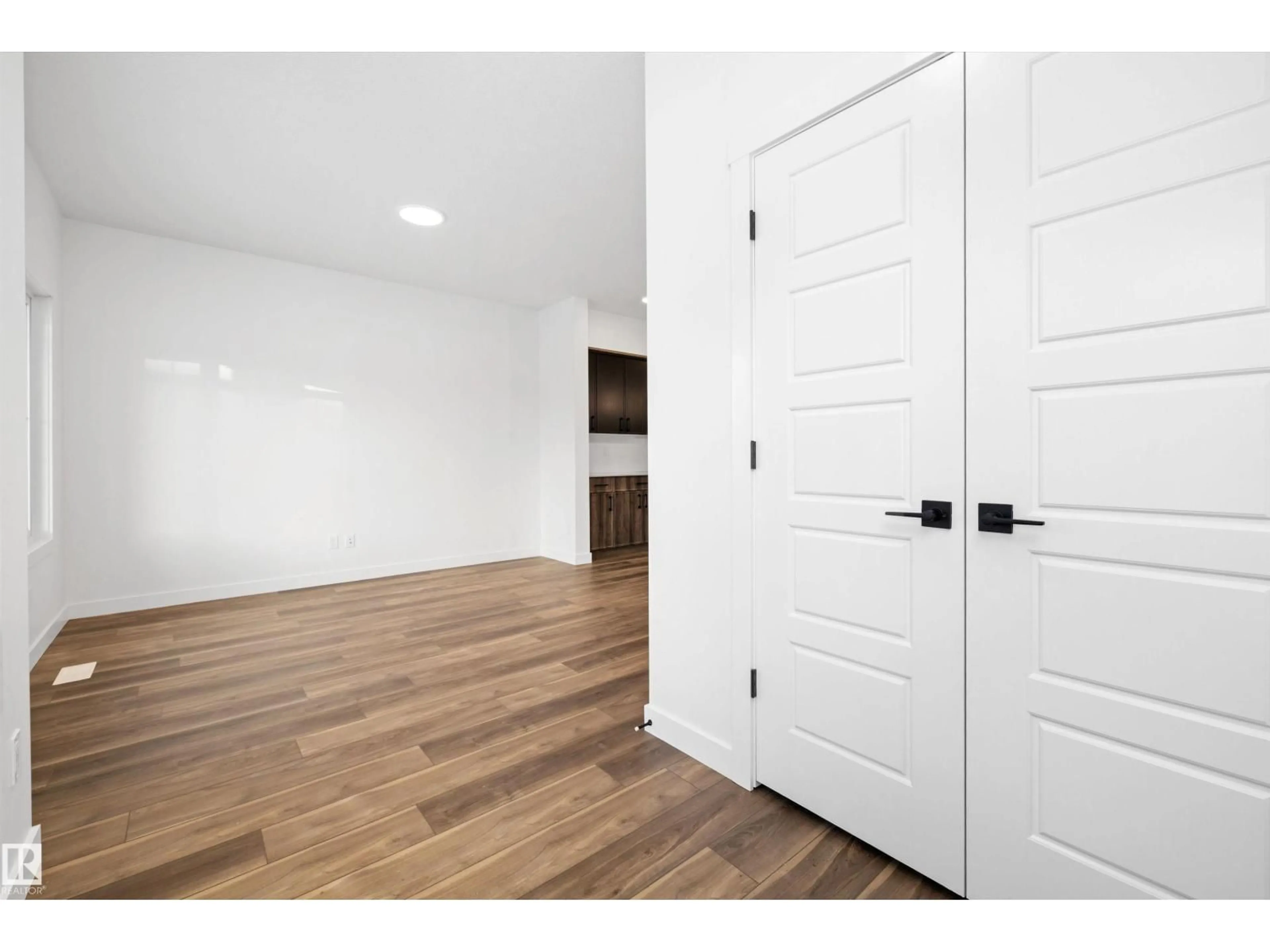 Indoor entryway for NW - 18107 85 ST, Edmonton Alberta T5Z0X1