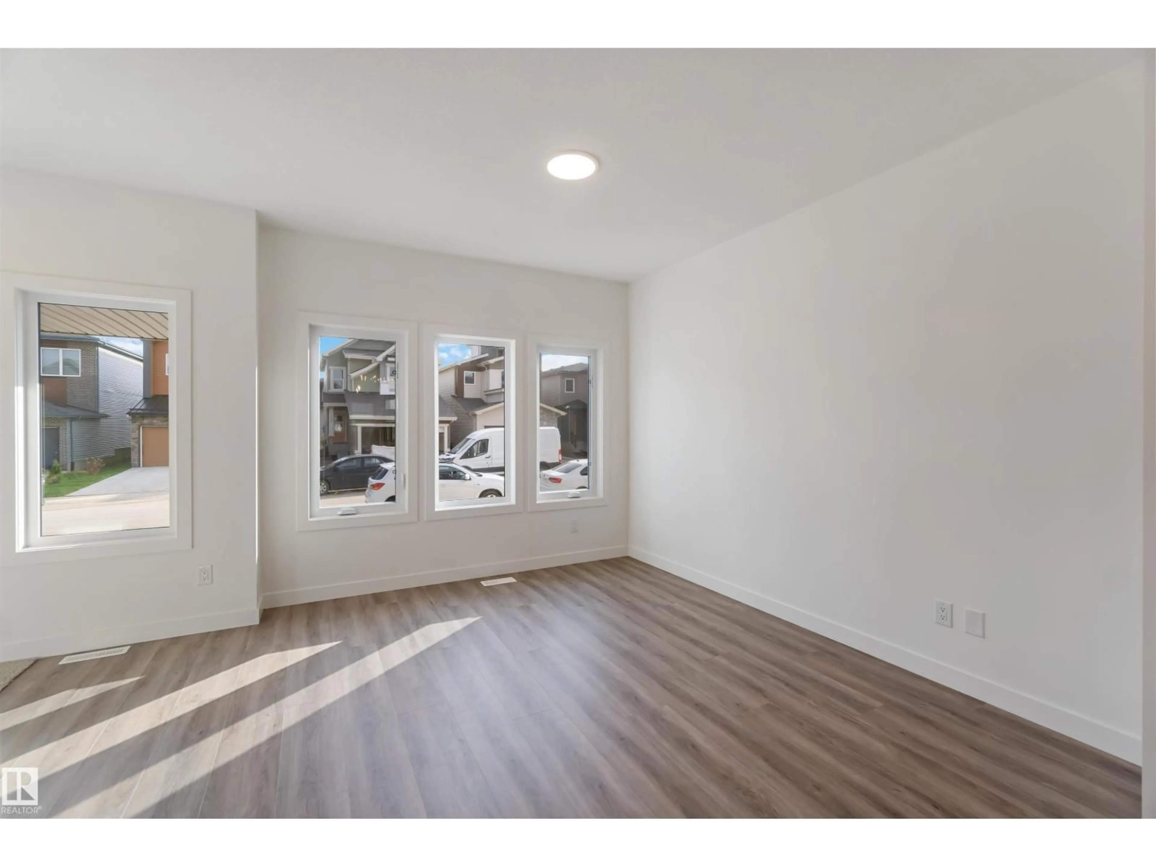 A pic of a room for 20608 42 AVENUE, Edmonton Alberta T6M3E3