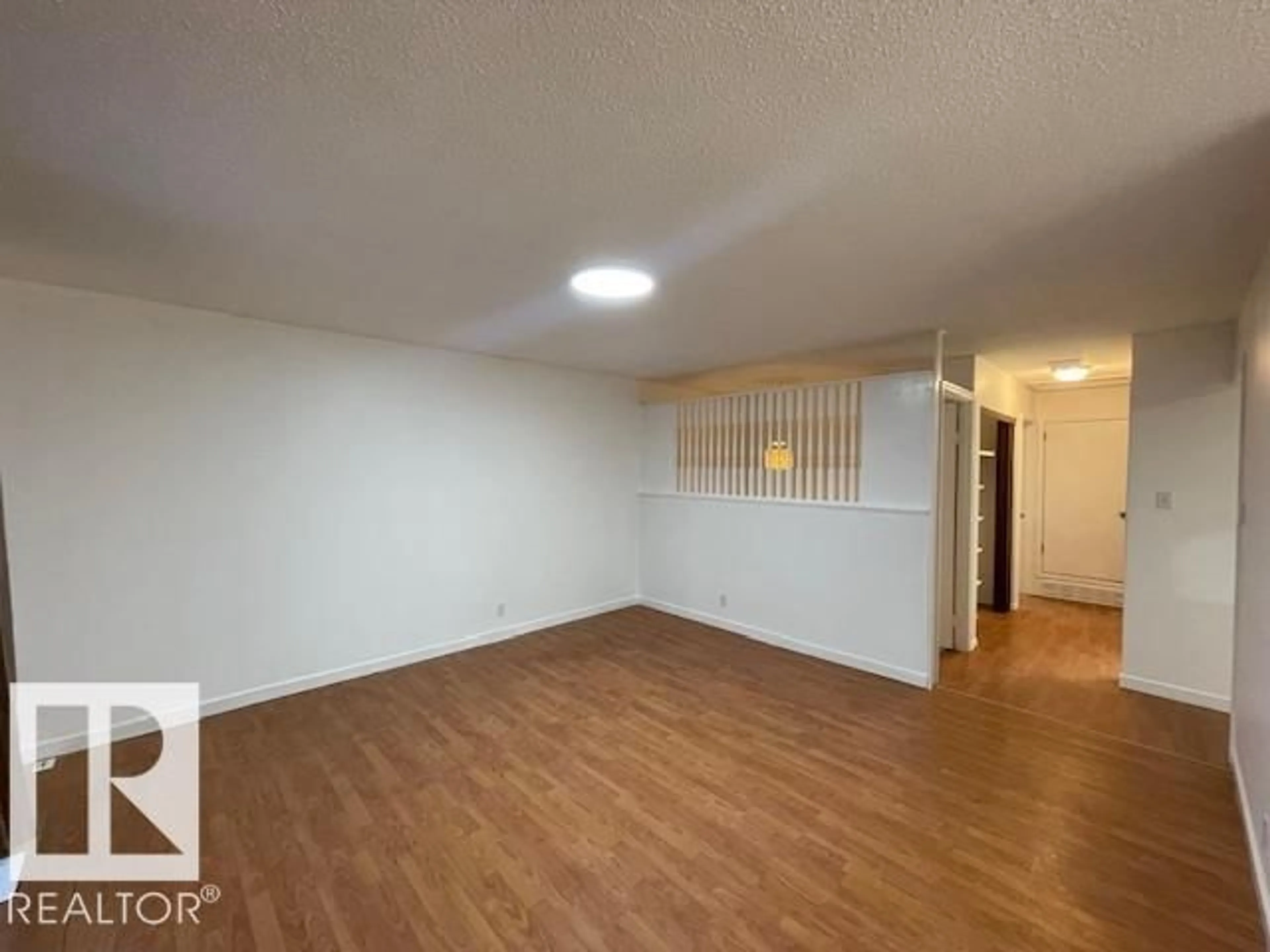 A pic of a room for NW - 13123 31 ST, Edmonton Alberta T5A3A3