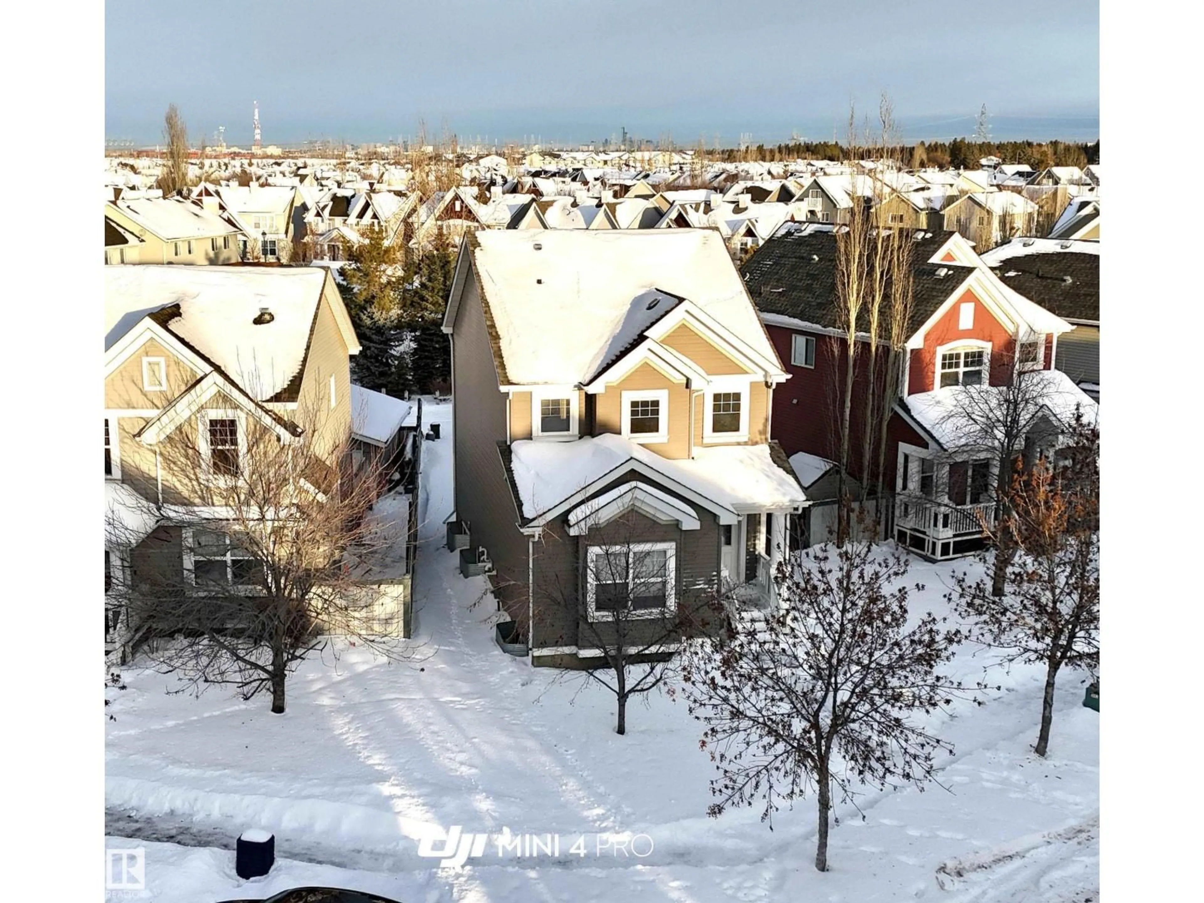A pic from outside/outdoor area/front of a property/back of a property/a pic from drone, street for SW - 1432 72 ST, Edmonton Alberta T6X0E2