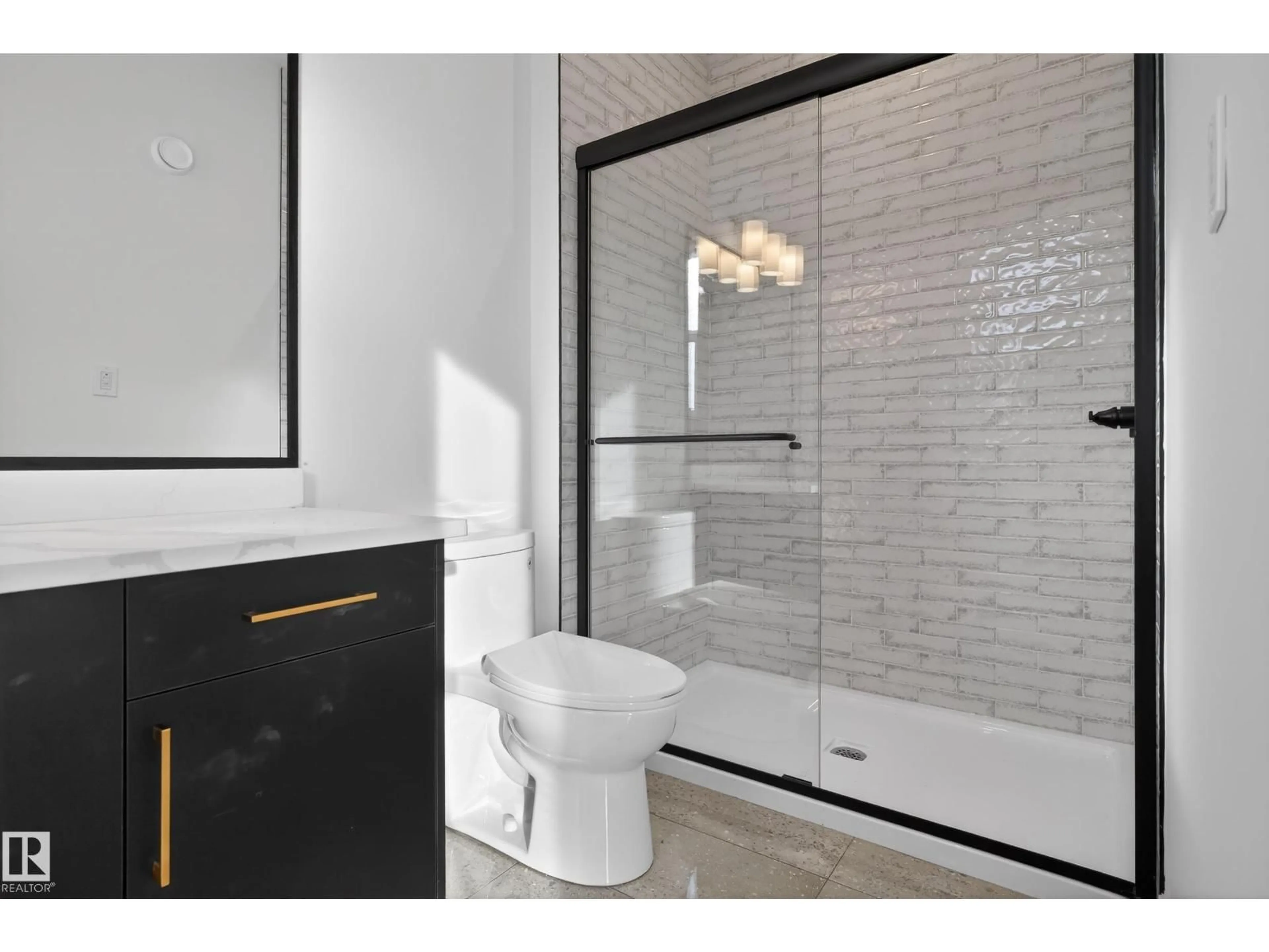 Contemporary bathroom, ceramic/tile floor for 19 ROSA CR, St. Albert Alberta T8N7Y4