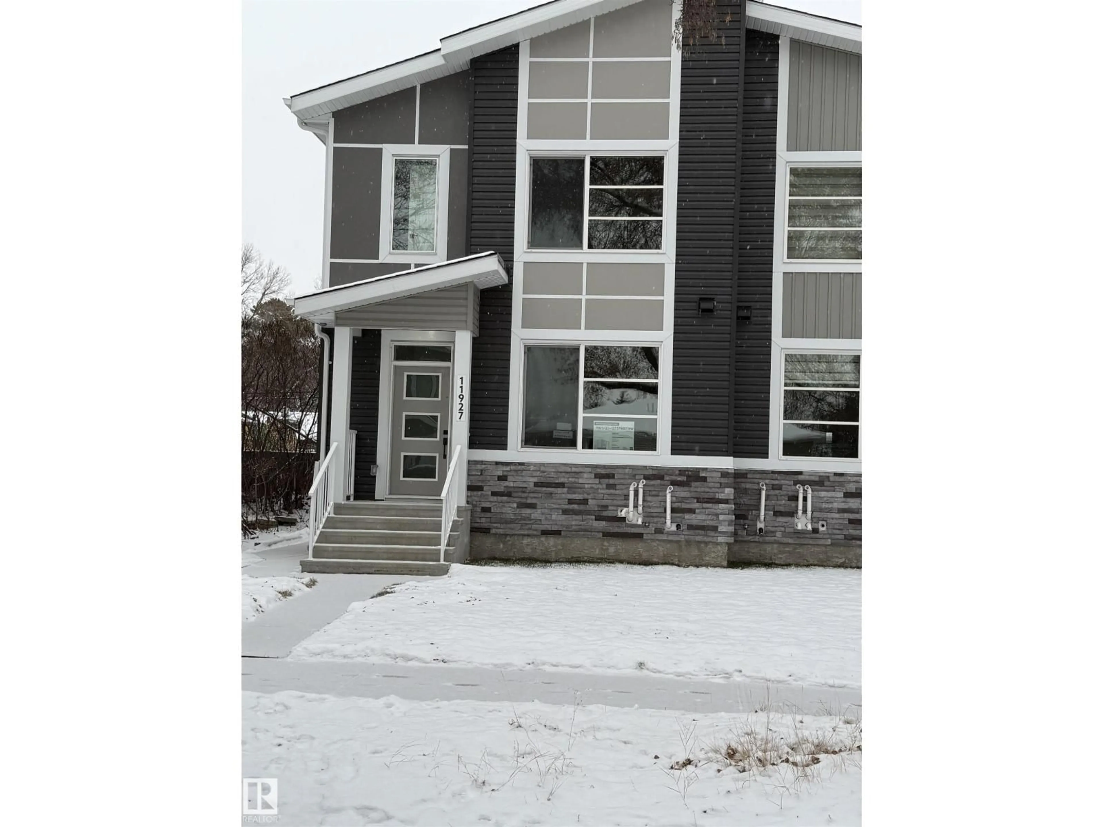 Home with brick exterior material, unknown for NW - 11927 123 ST, Edmonton Alberta T5L0G9